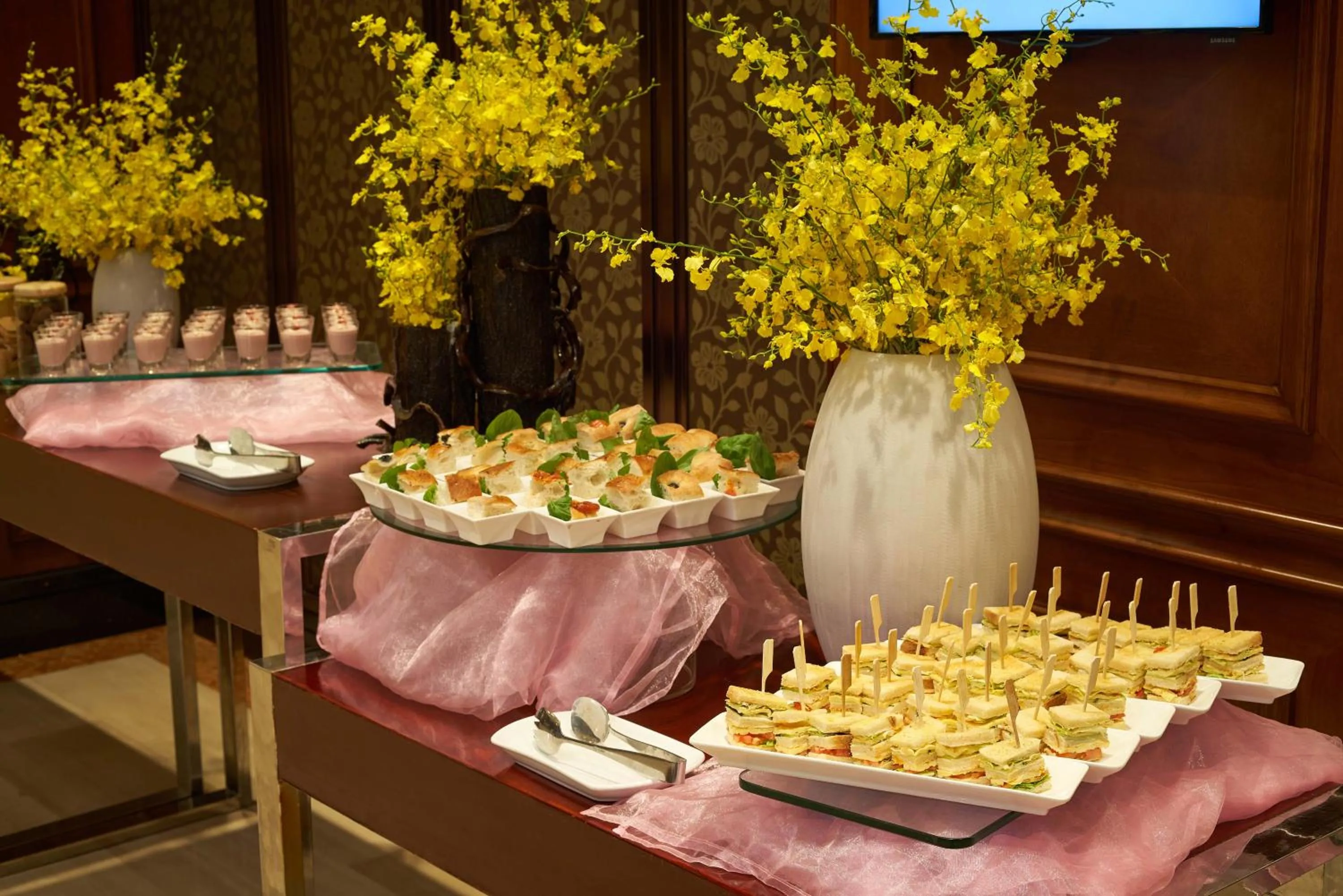 Meeting/conference room in Windsor Plaza Hotel