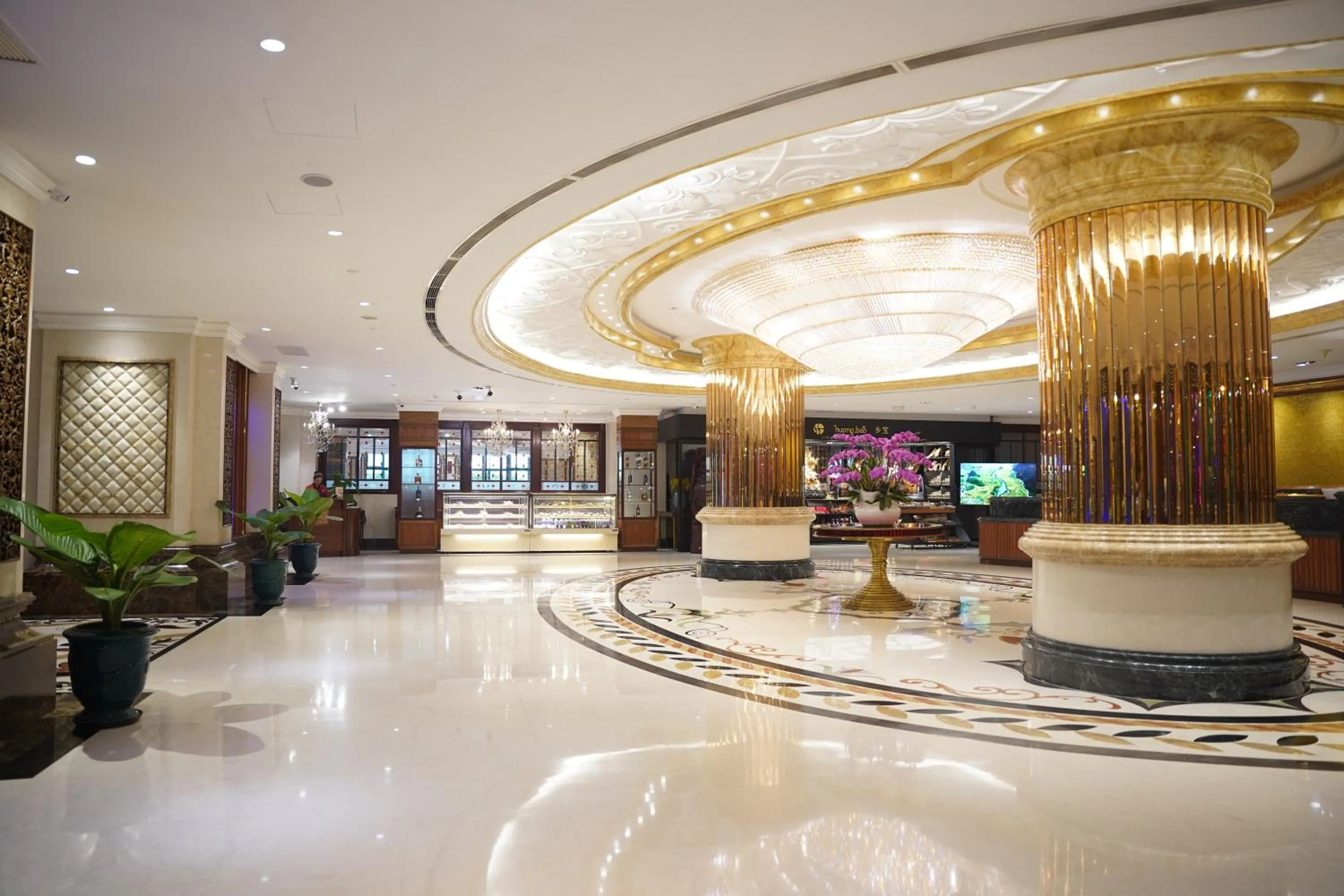 Lobby or reception in Windsor Plaza Hotel