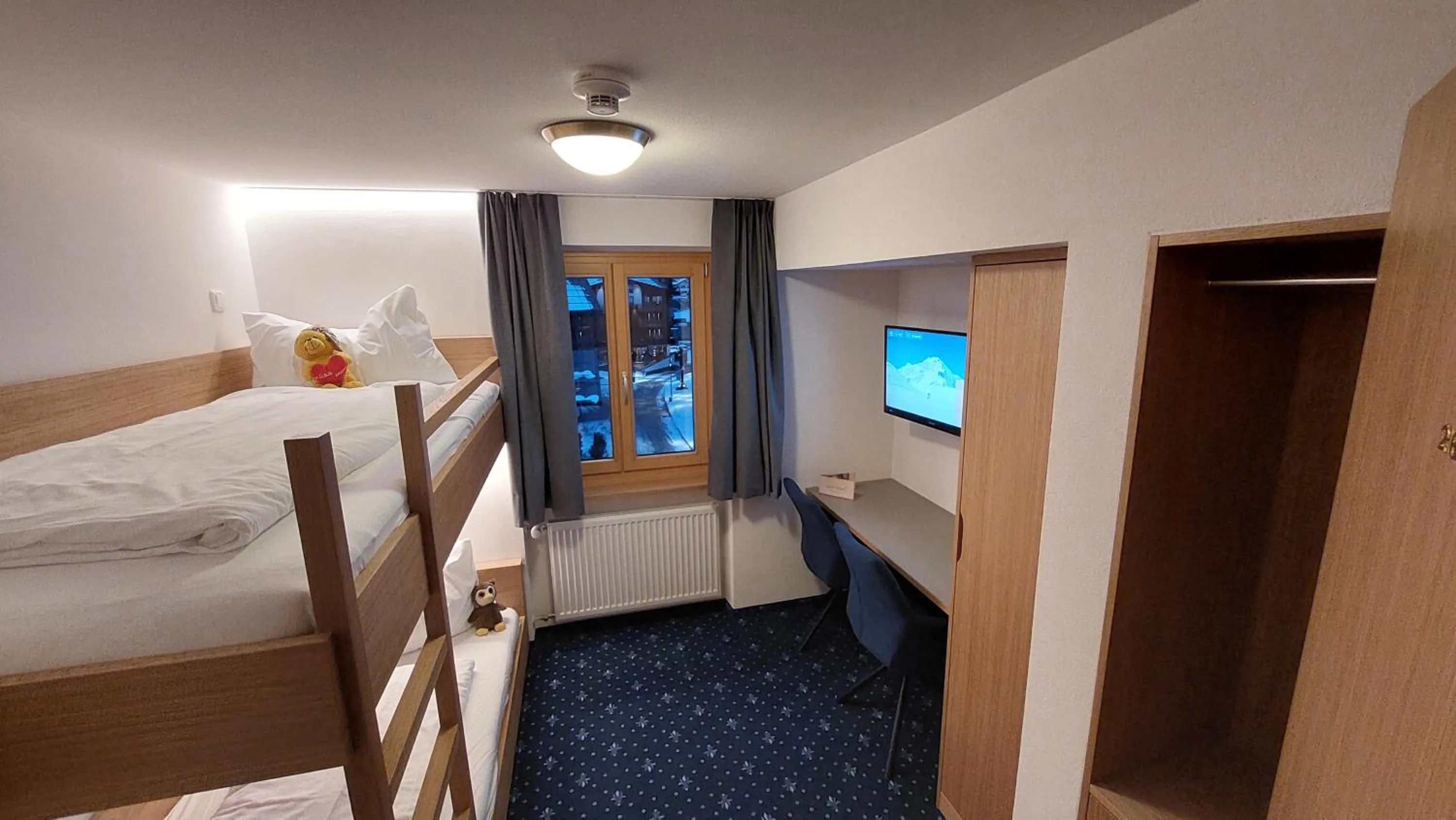 Photo of the whole room, Bed in Hotel Stülzis