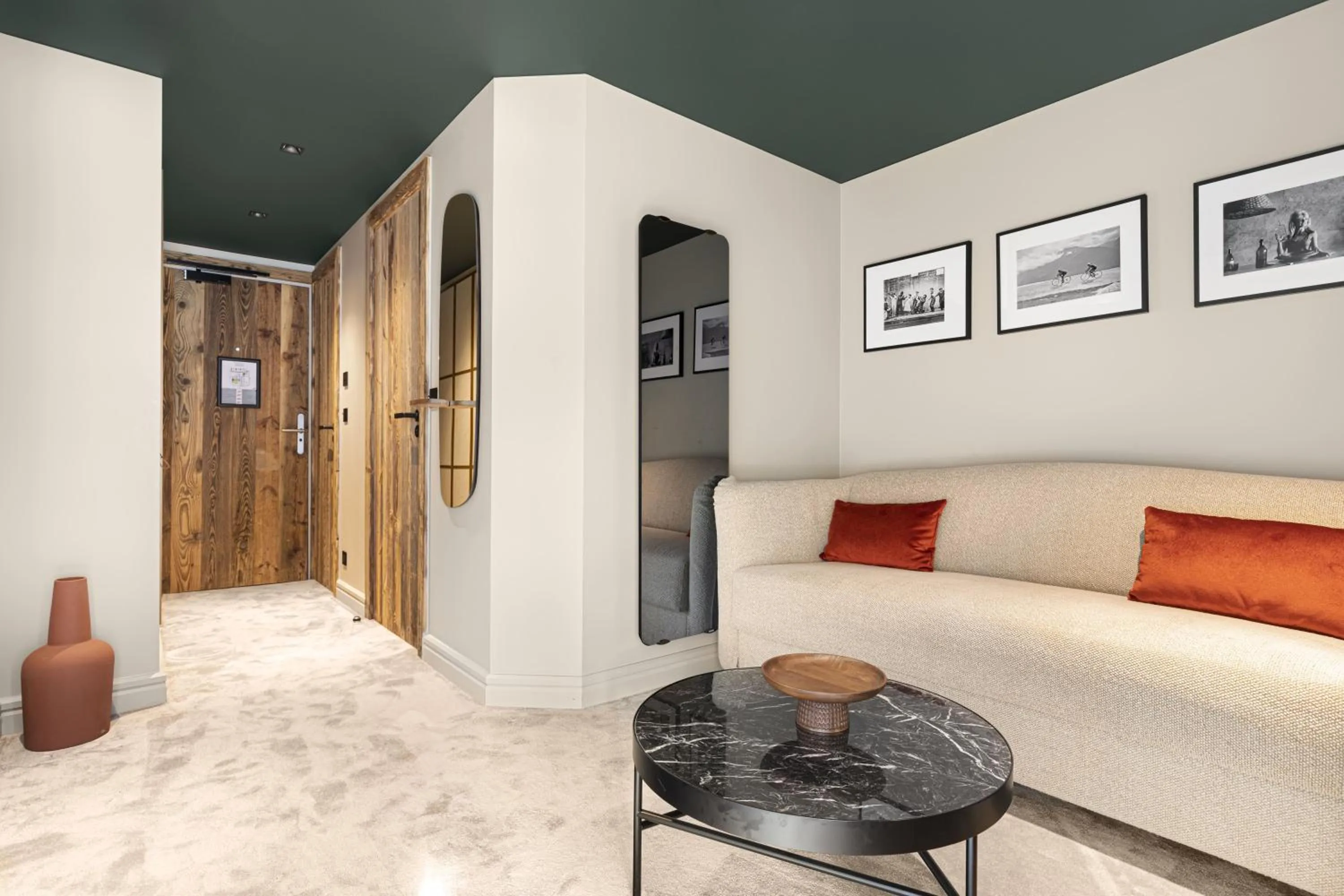 Living room in Hotel Le Chabichou