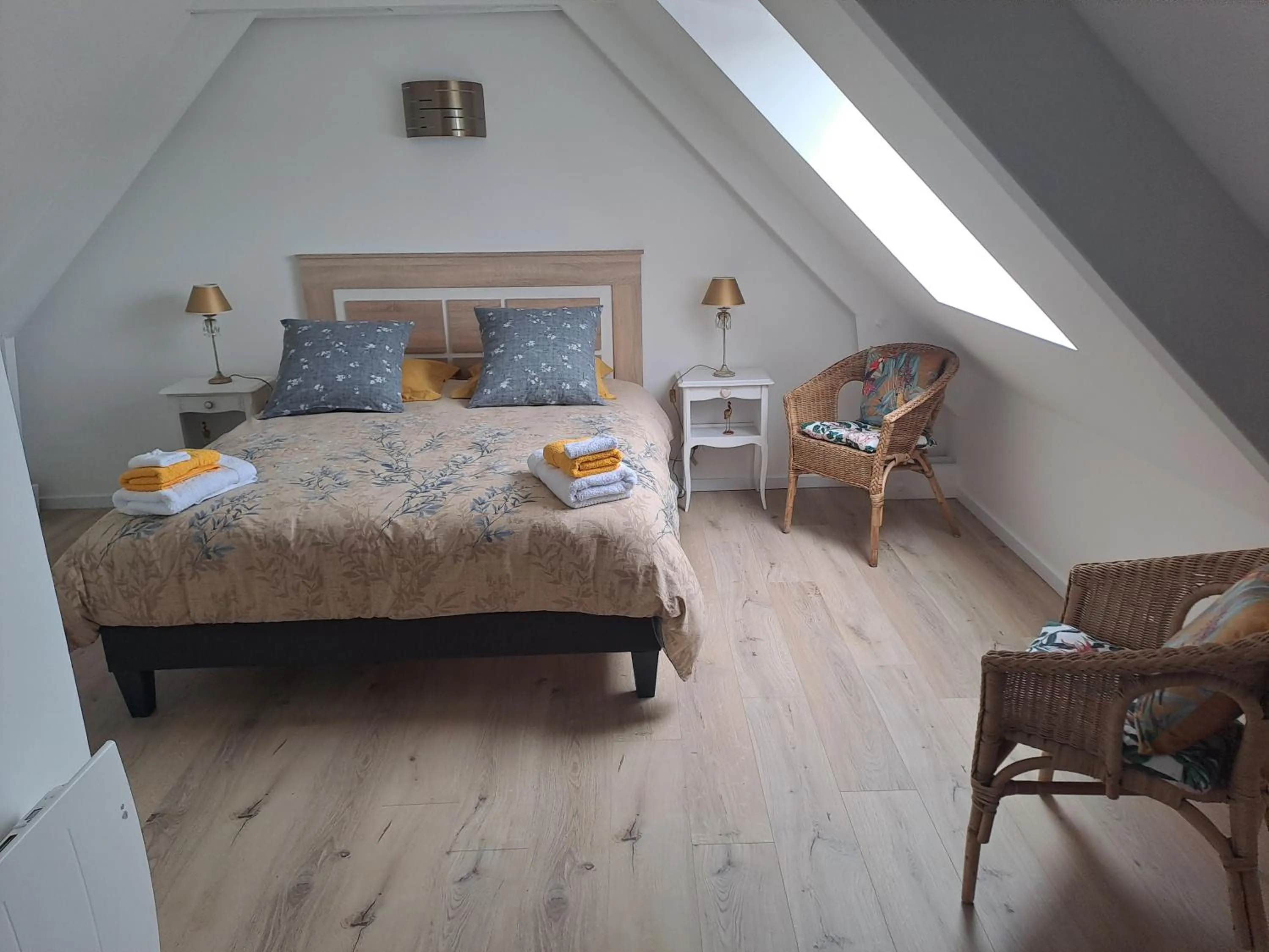 Bedroom, Bed in Les grandes Masures B&B