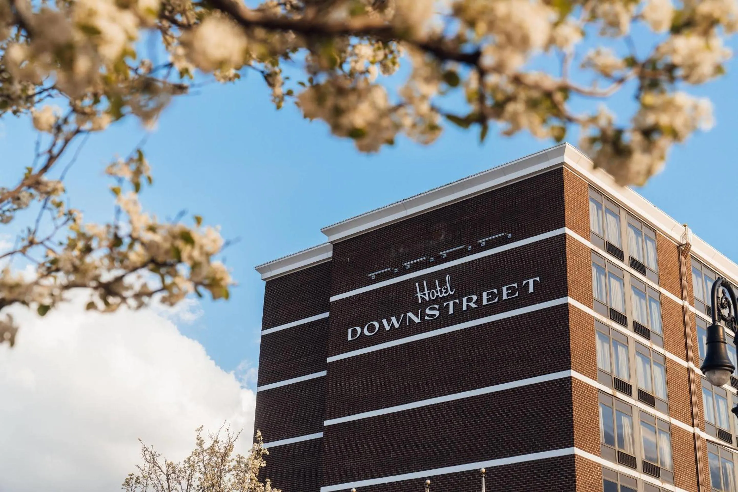 Property building in Hotel Downstreet, an Ascend Collection Hotel