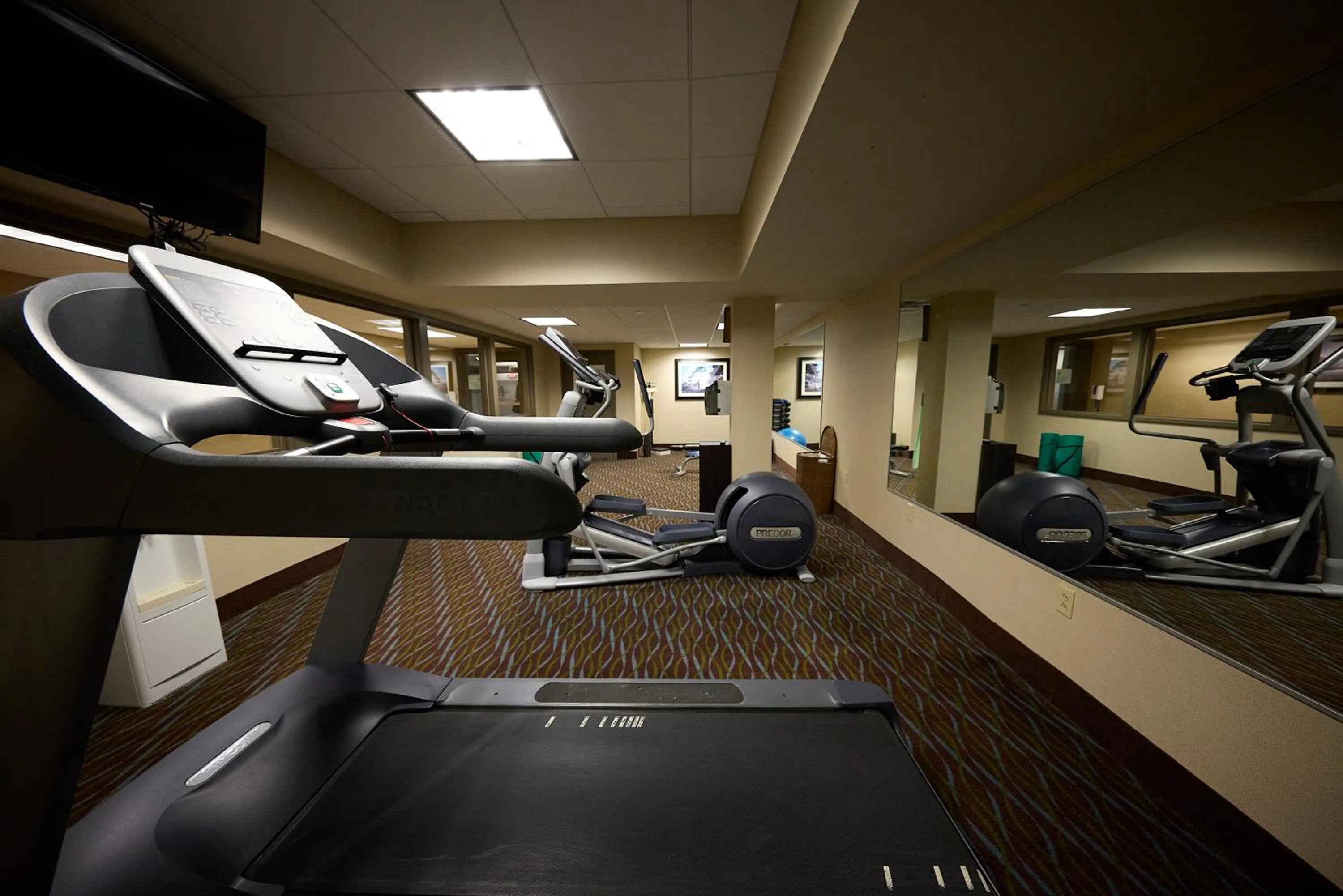 Fitness centre/facilities in Hotel Downstreet, an Ascend Collection Hotel