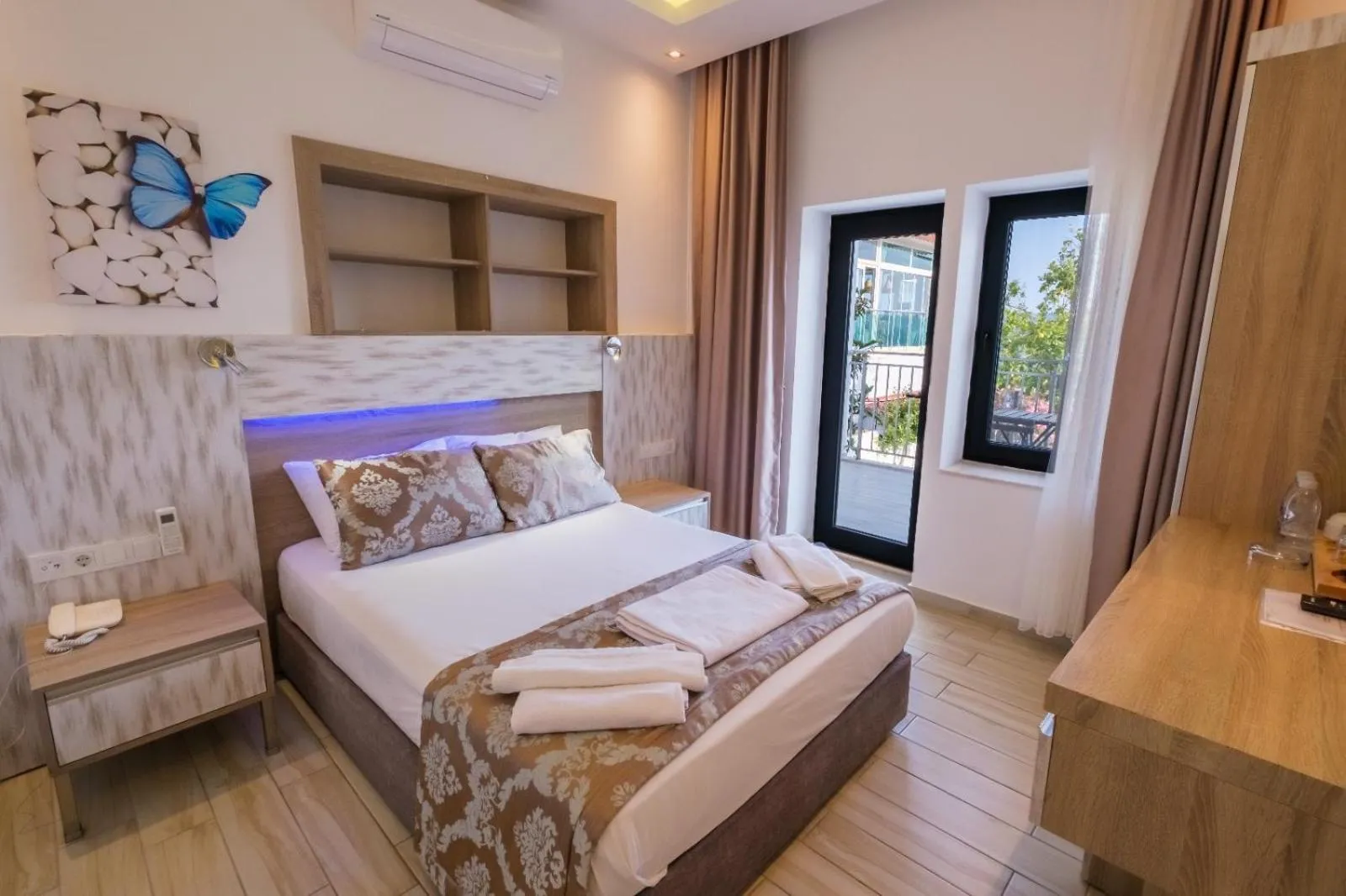 Photo of the whole room, Bed in Sardunya Andifli Otel