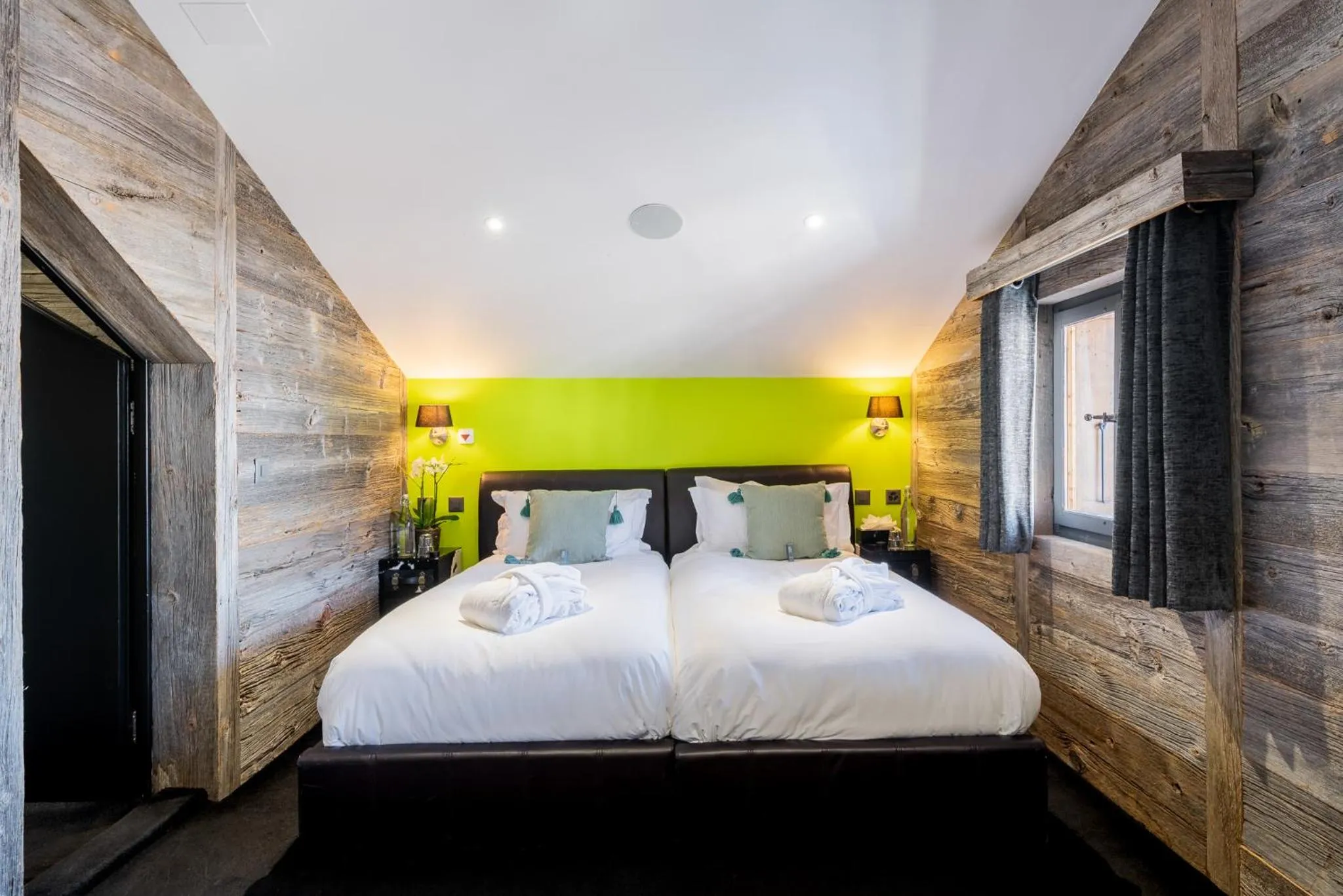 Bed in Hotel Farinet