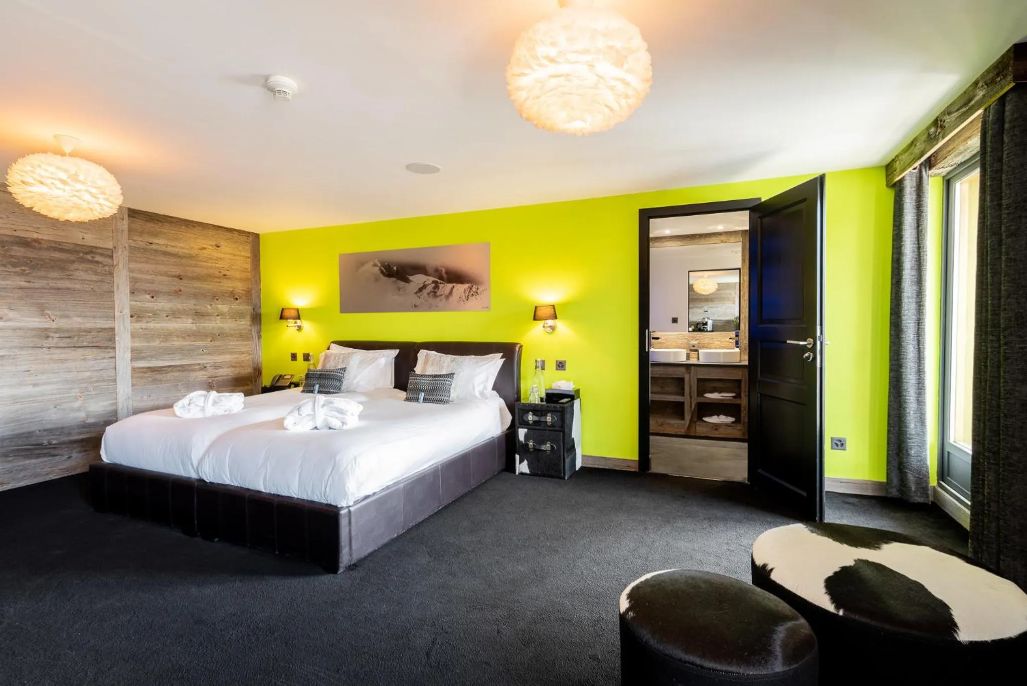 Bed in Hotel Farinet