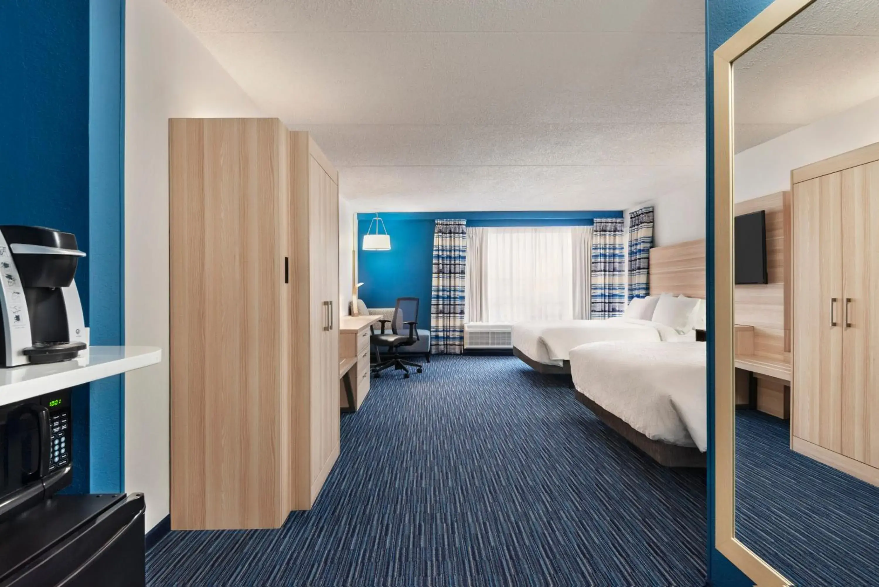 Room with Two Beds - Hearing Accessible - Non-Smoking in Holiday Inn Express Dumfries-Quantico, an IHG Hotel Room with Two Beds - Hearing Accessible - Non-Smoking in Holiday Inn Express Dumfries-Quantico, an IHG Hotel