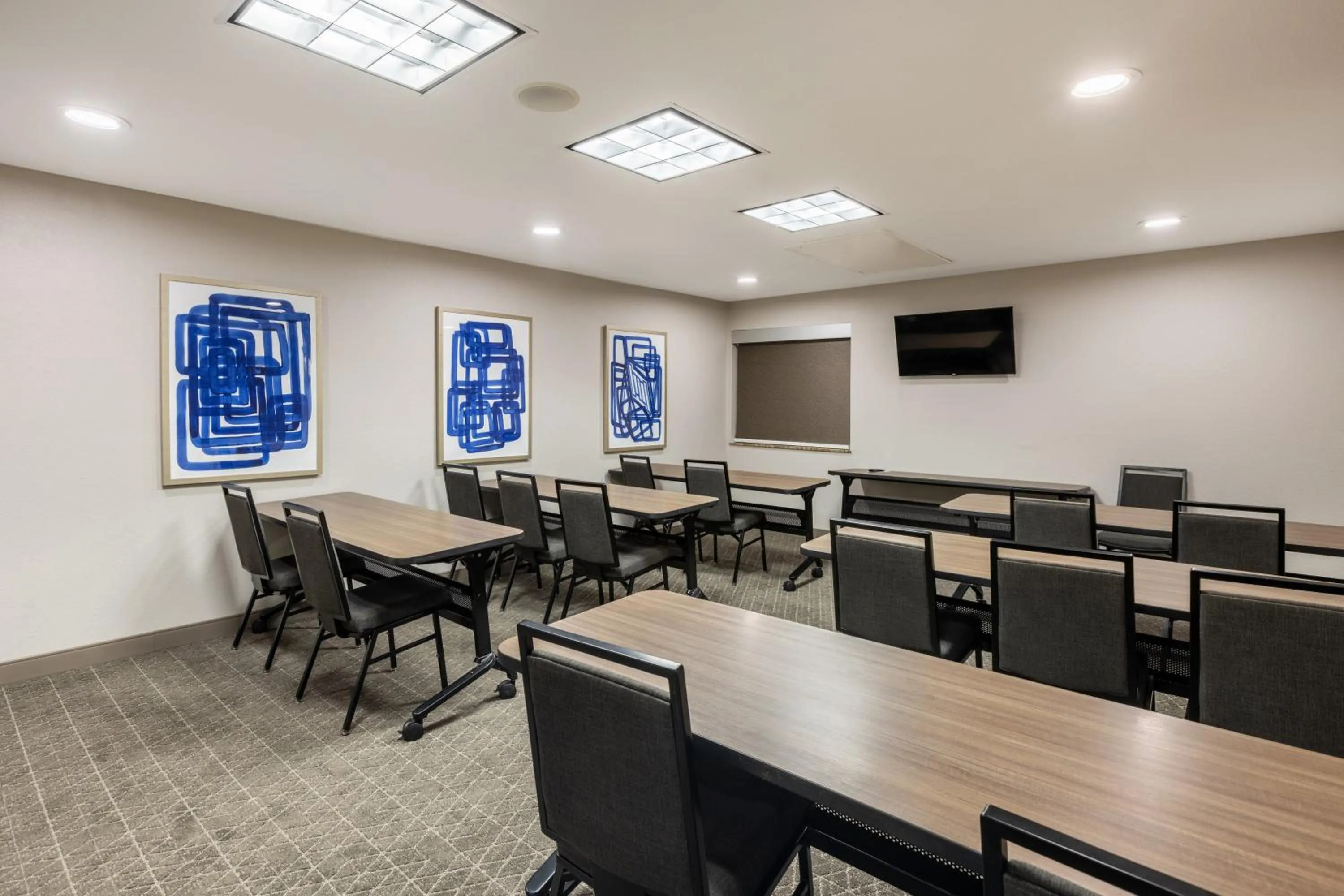 Meeting/conference room in Candlewood Suites - Bluffton-Hilton Head by IHG