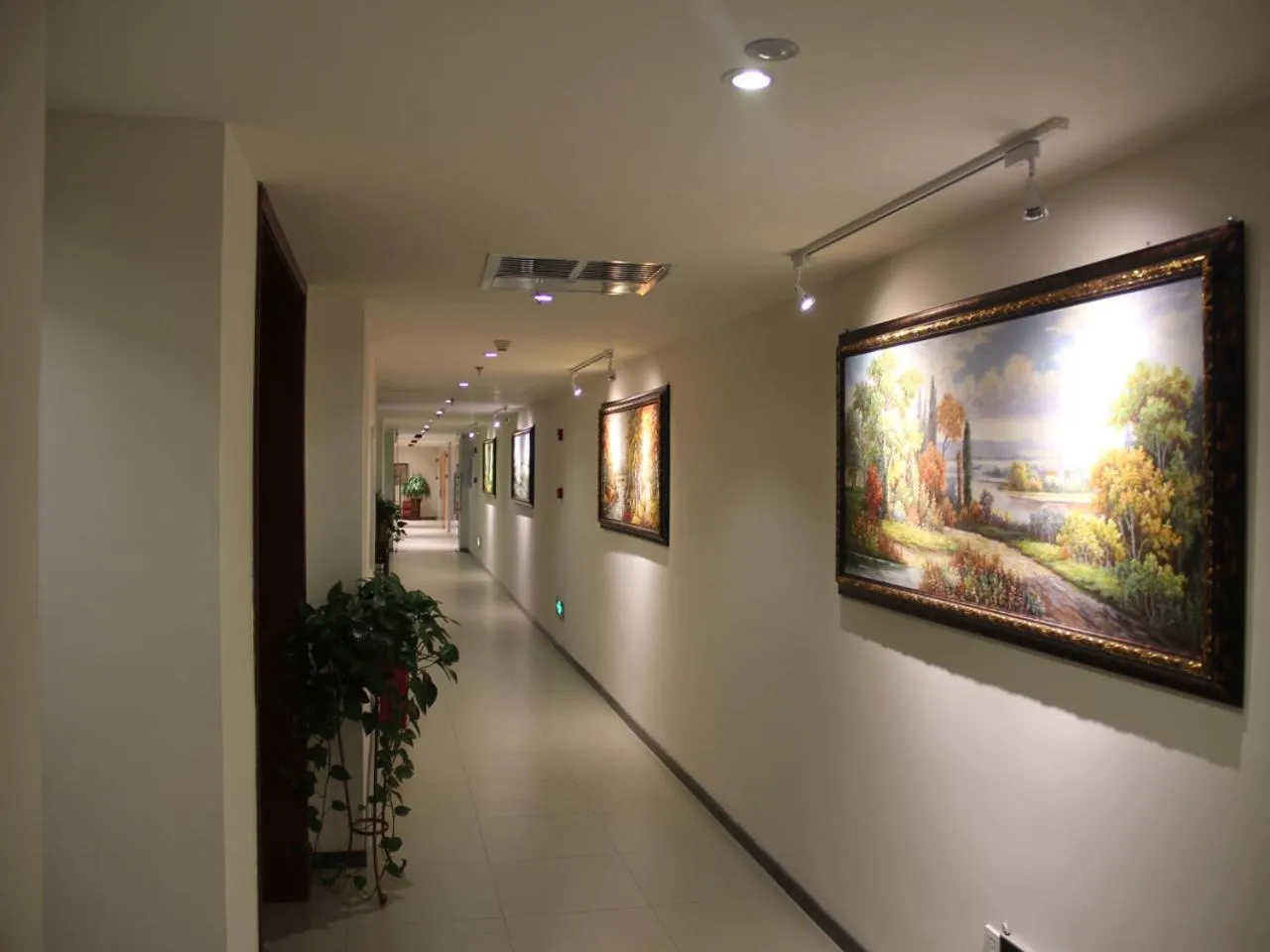 Property building in JinJiang Inn Pingyang Taiyuan Road Hotel
