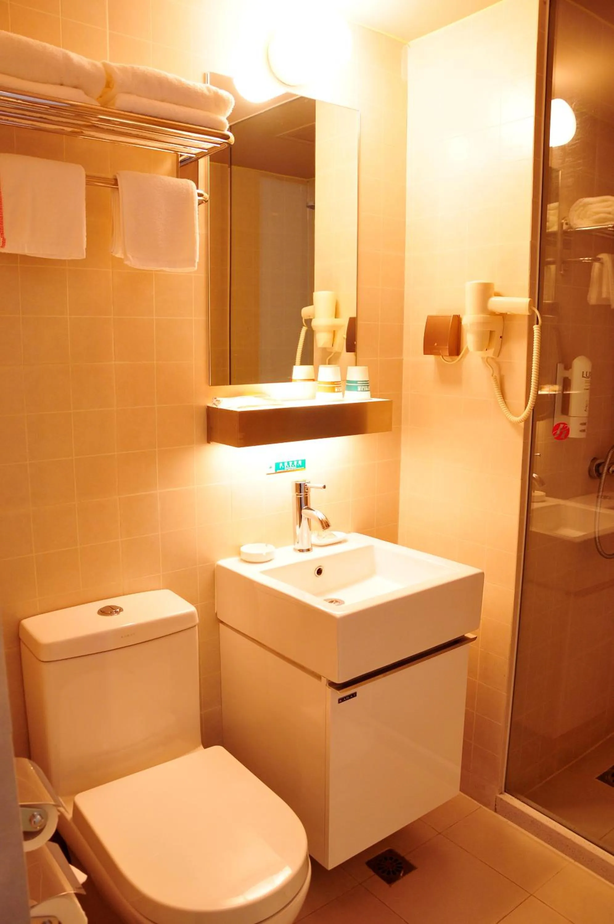 Toilet in JinJiang Inn Wujiang Tongli Yunli Bridge