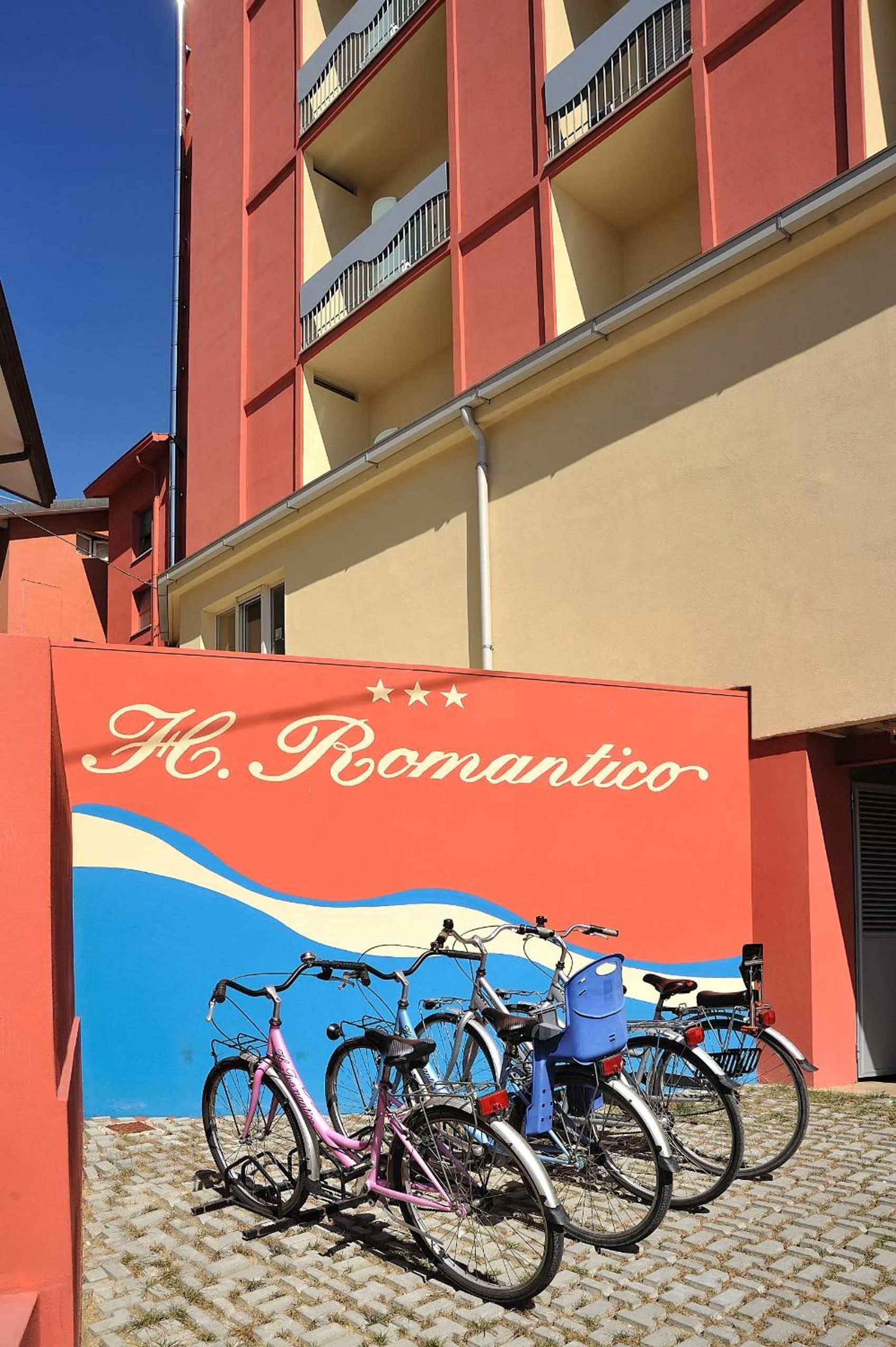 Activities in Hotel Romantico