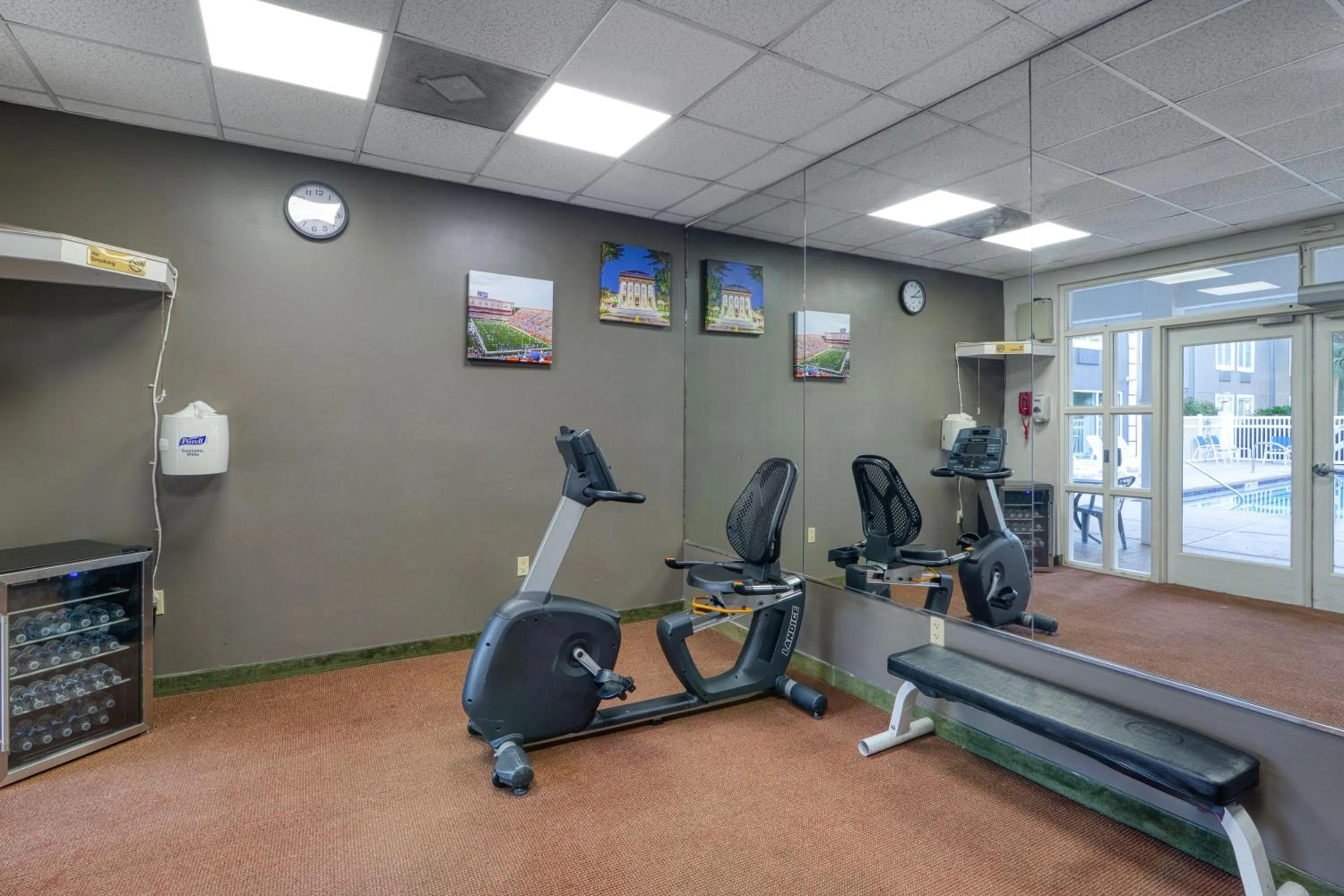Fitness centre/facilities in HOM Hotel Gainesville, SureStay Collection by Best Western