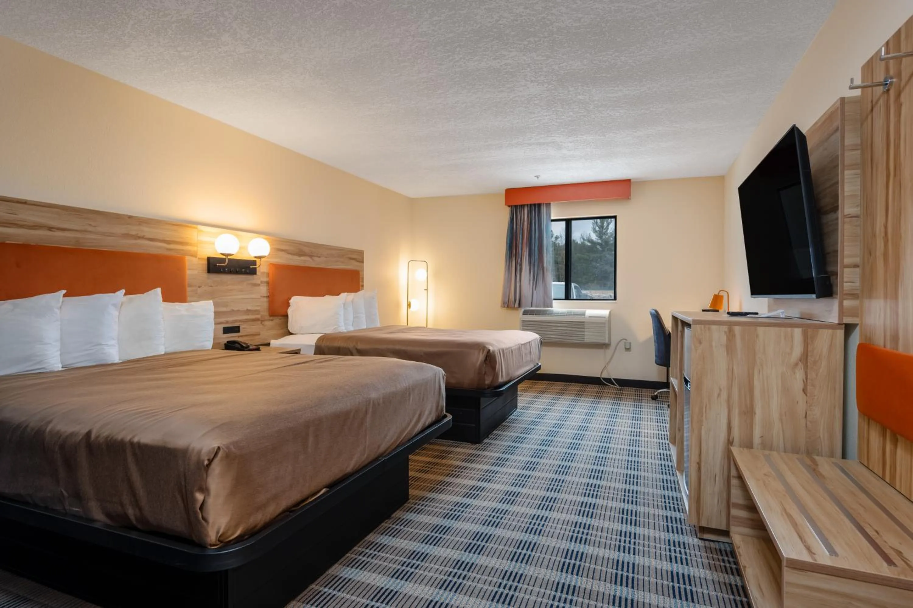 Bed in All Seasons Resort