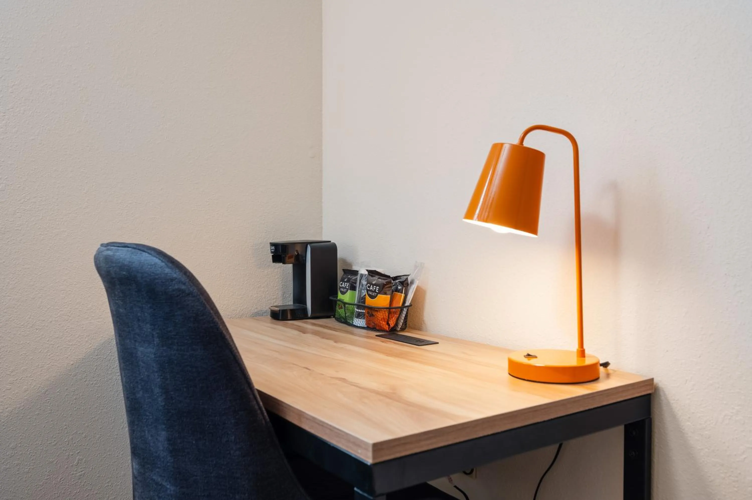 Coffee/tea facilities in All Seasons Resort