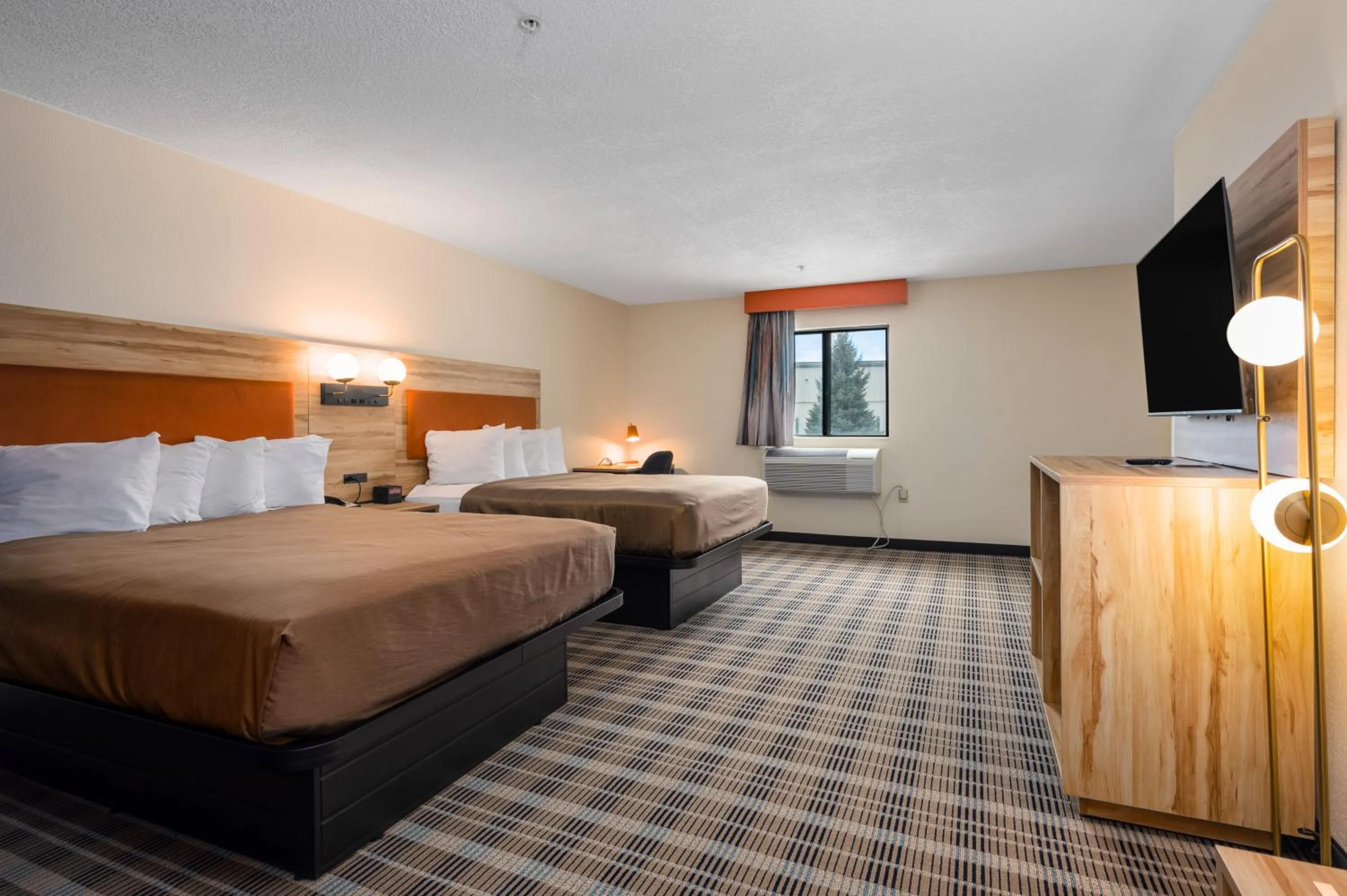 Photo of the whole room, Bed in All Seasons Resort