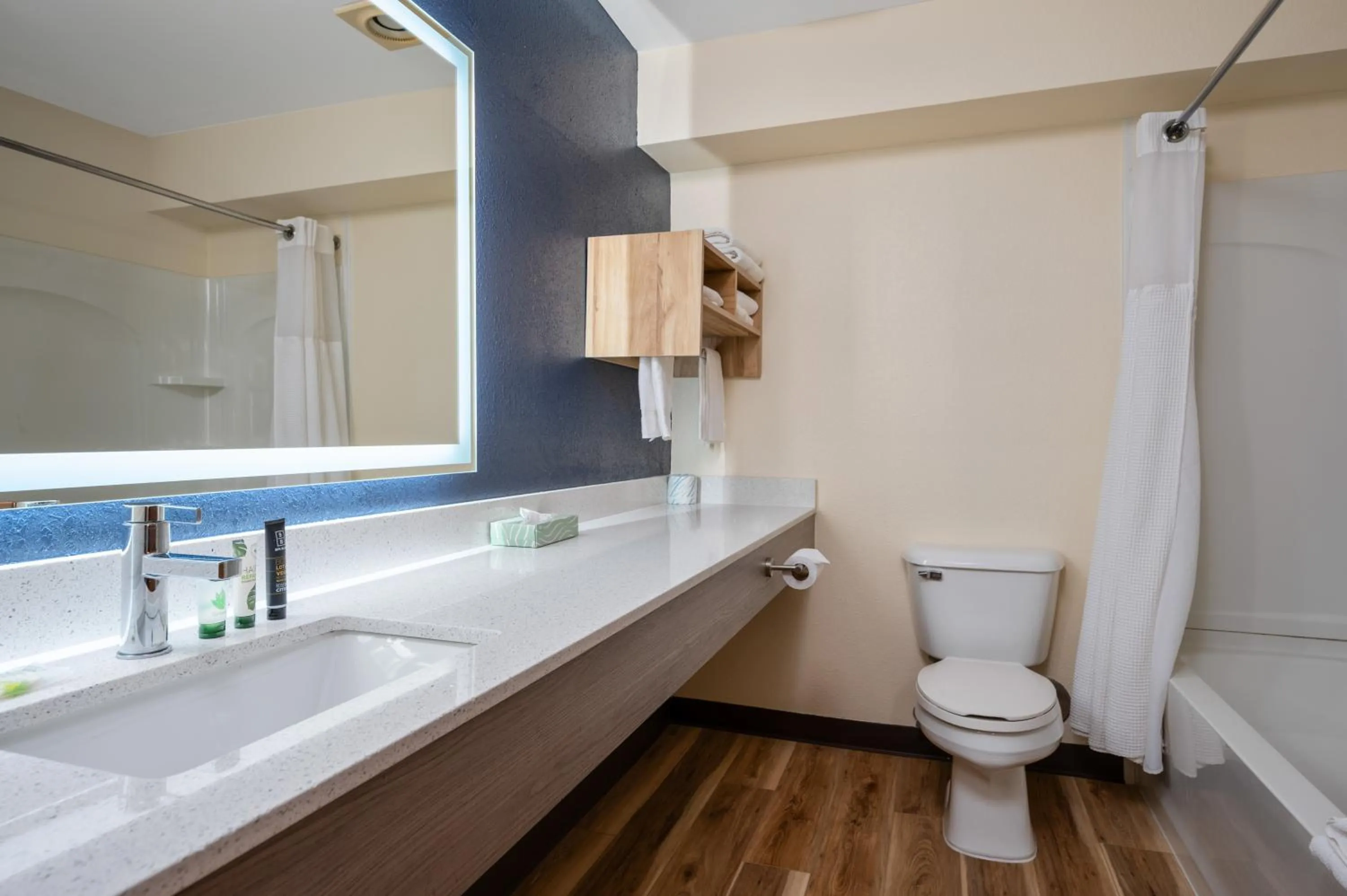 Shower in All Seasons Resort