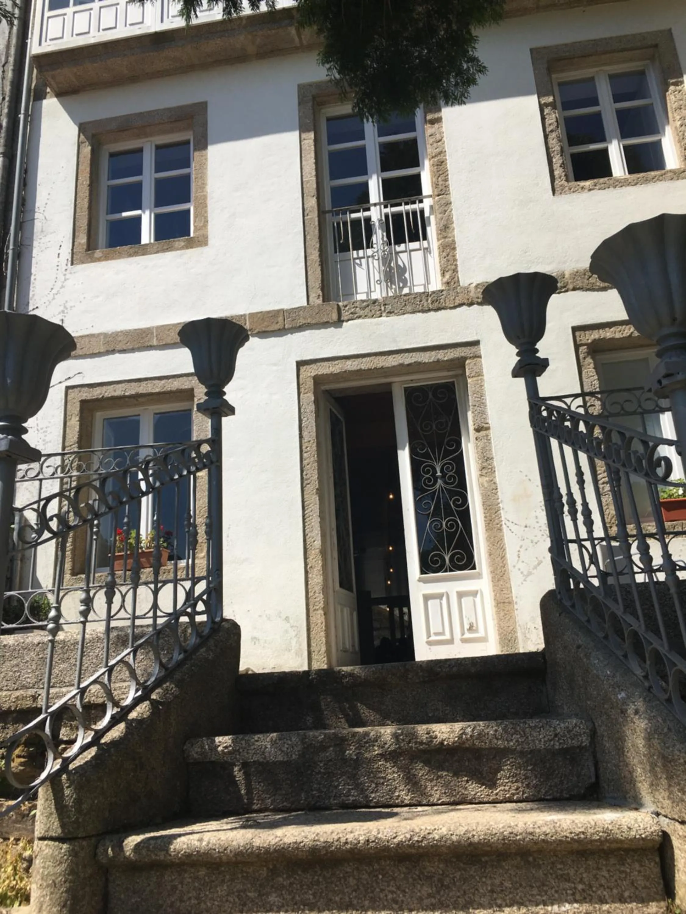 Facade/entrance in Pensión O Xardin de Julia