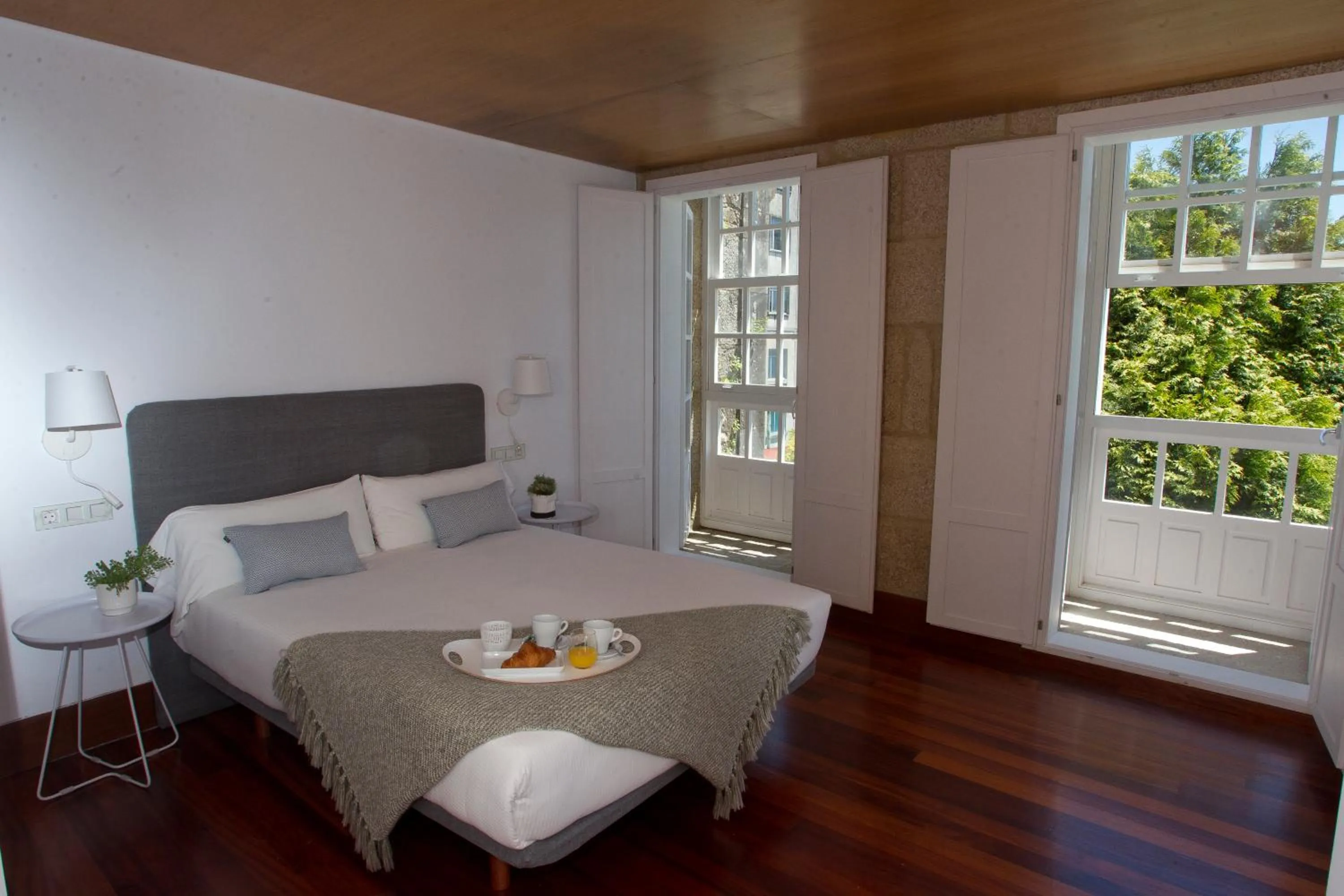 Bedroom, Bed in Pensión O Xardin de Julia