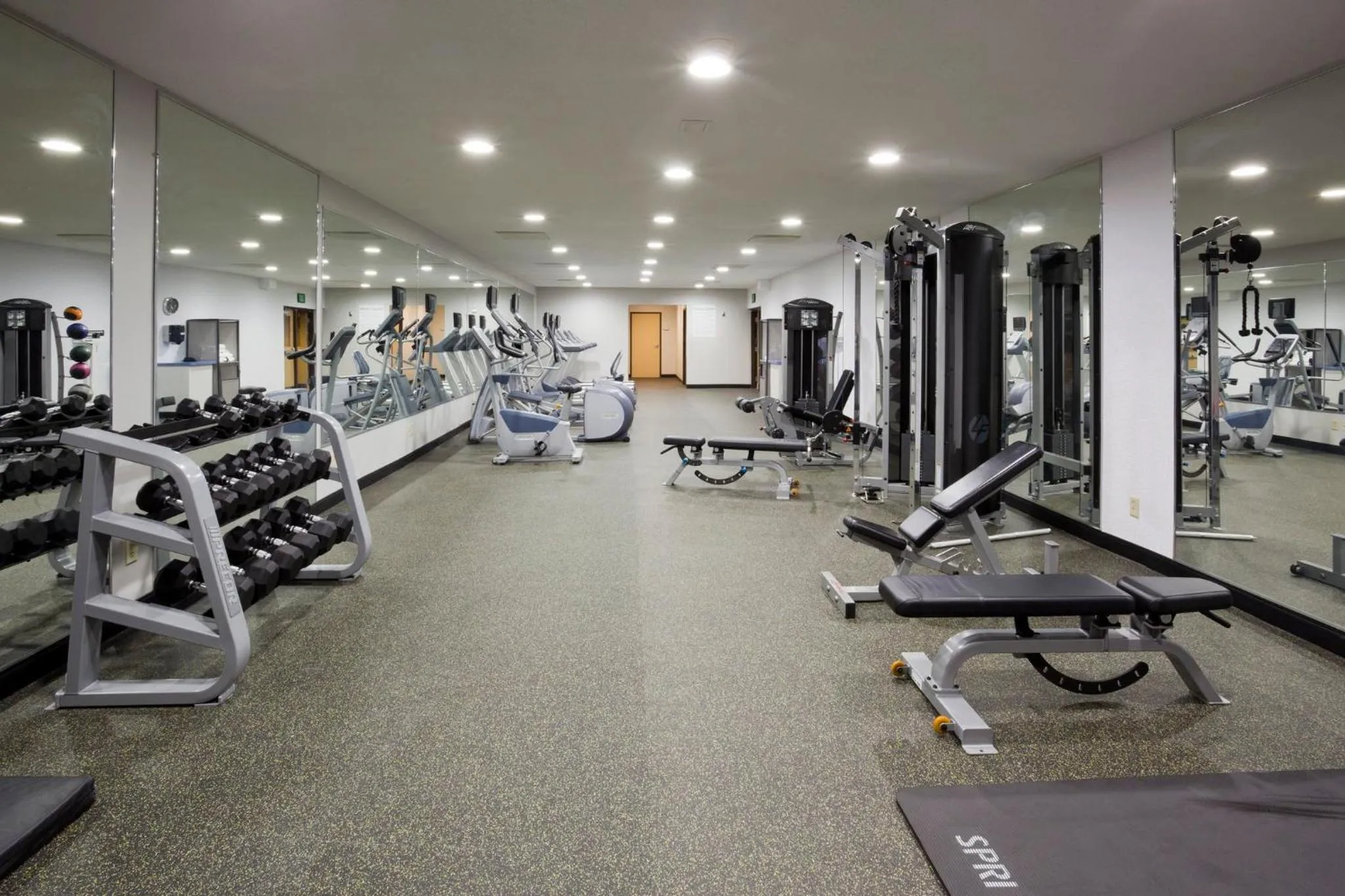 Fitness centre/facilities in Holiday Inn Hotel & Suites Maple Grove Northwest Minneapolis-Arbor Lakes by IHG