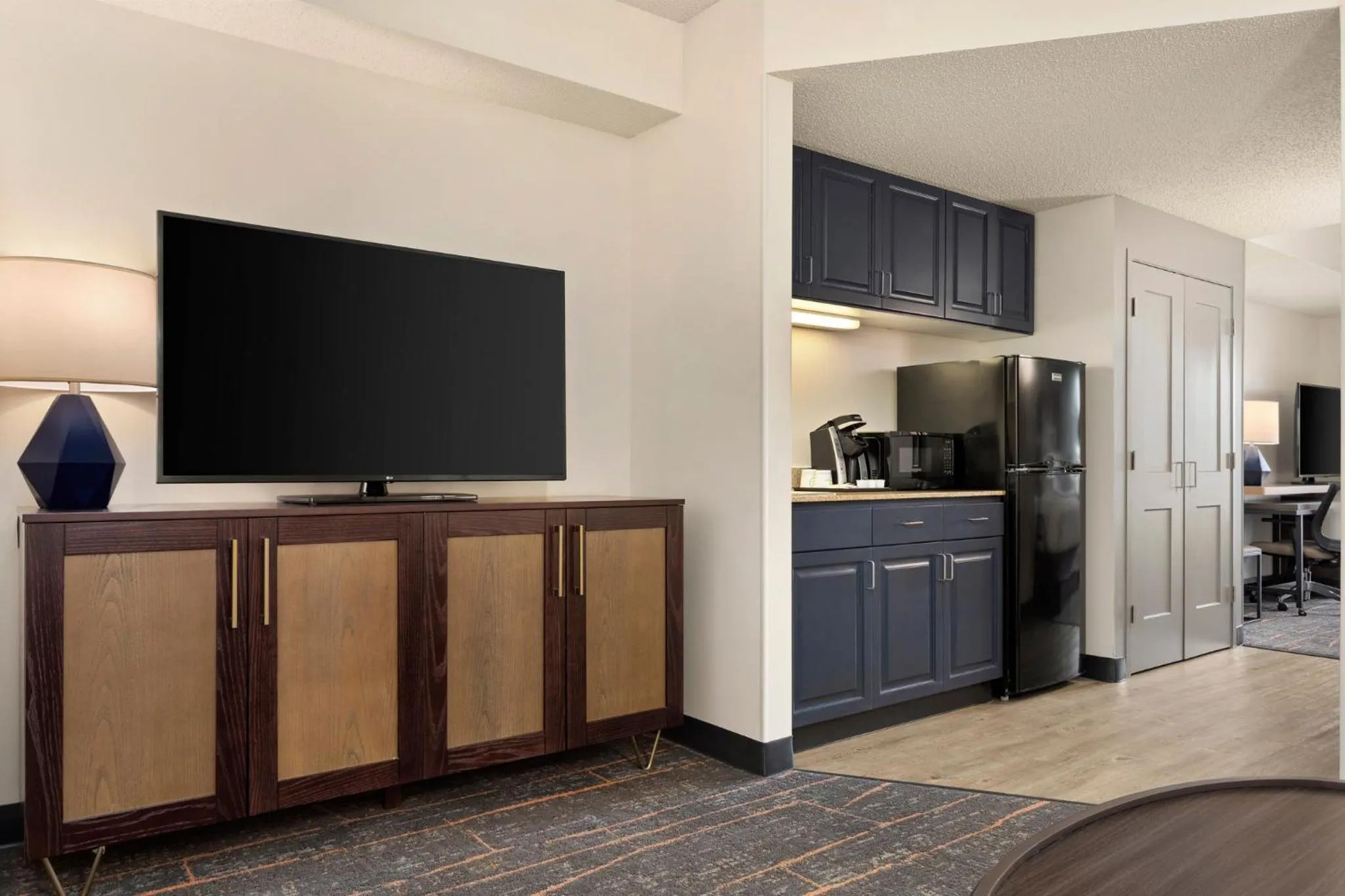 Photo of the whole room in Holiday Inn Hotel & Suites Maple Grove Northwest Minneapolis-Arbor Lakes by IHG