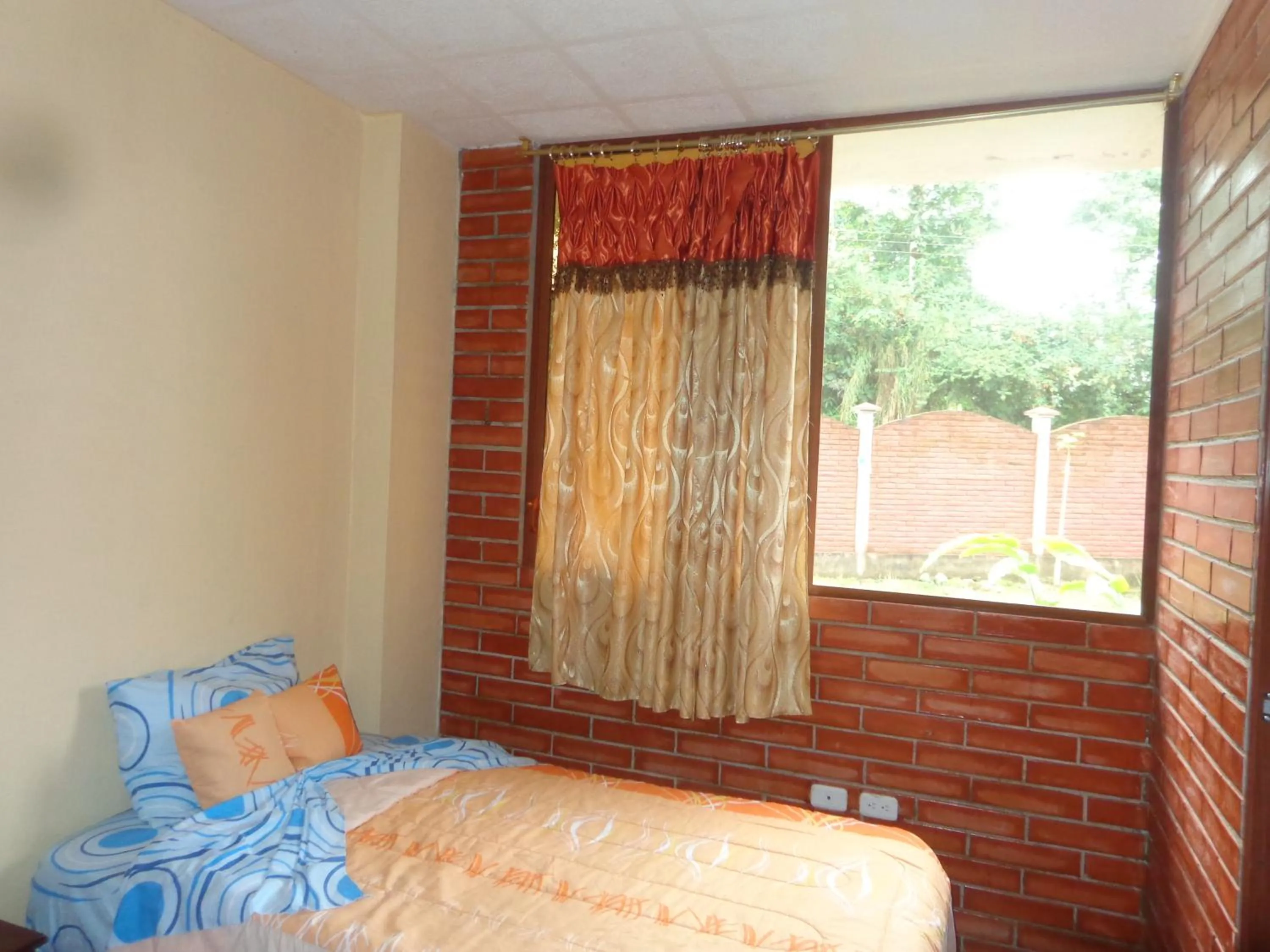 Hotel Flor Del Campo