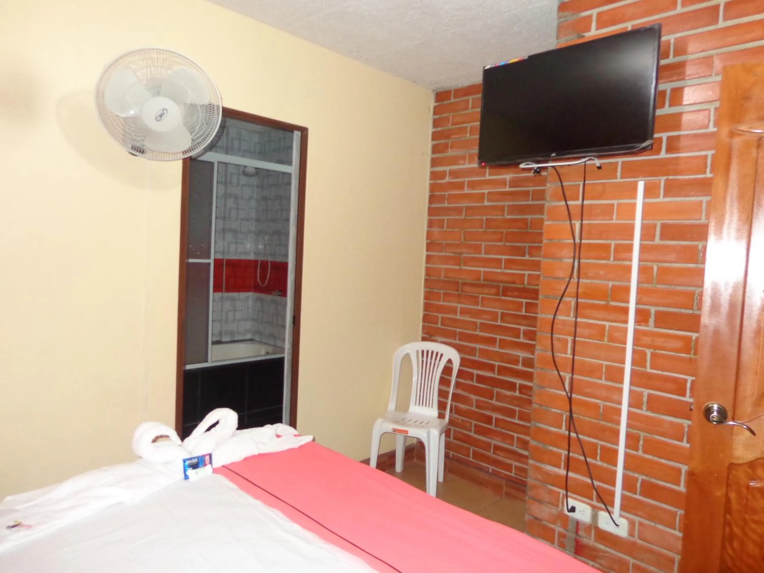 Continental breakfast in Hotel Flor Del Campo