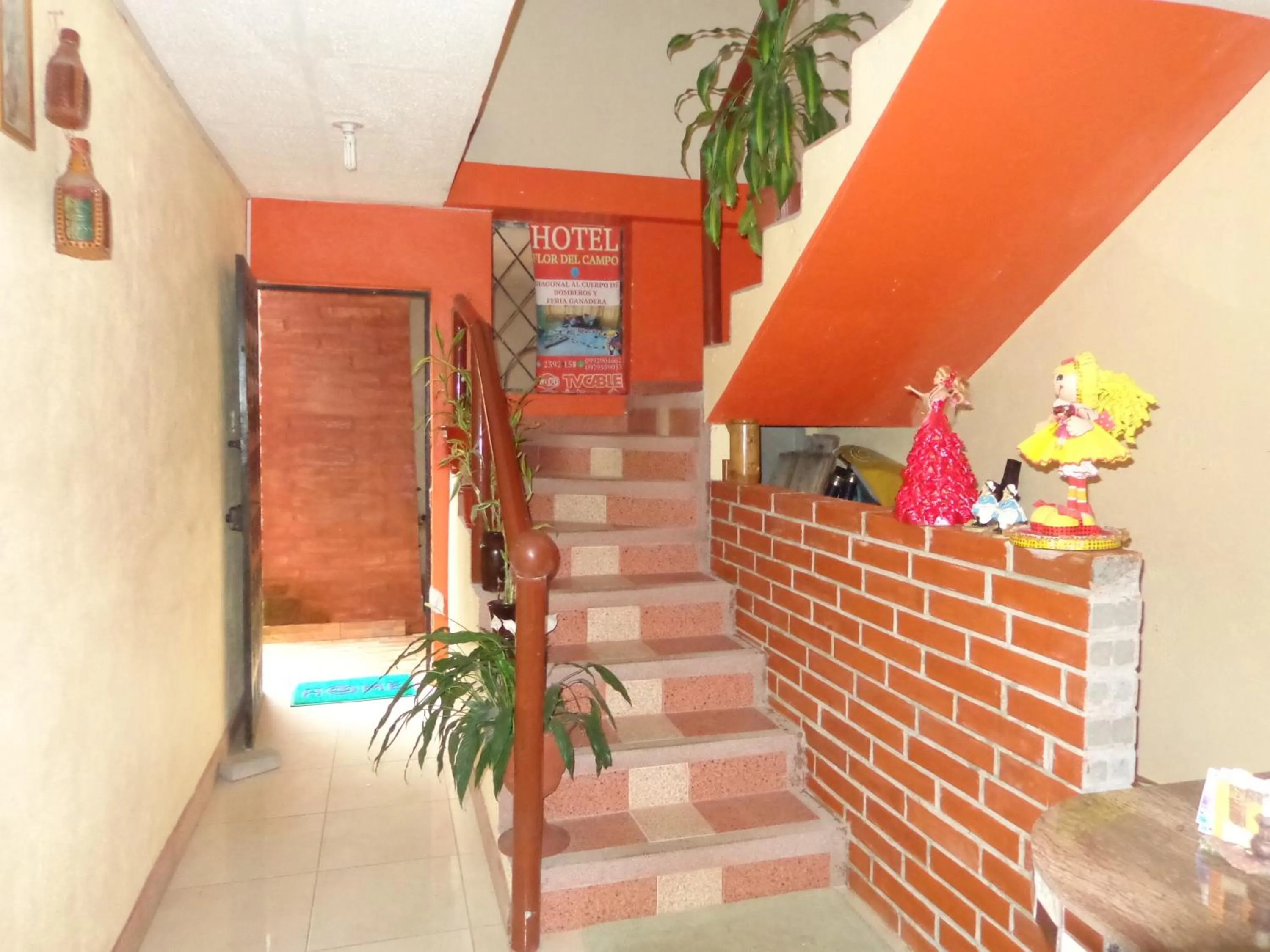 Hotel Flor Del Campo