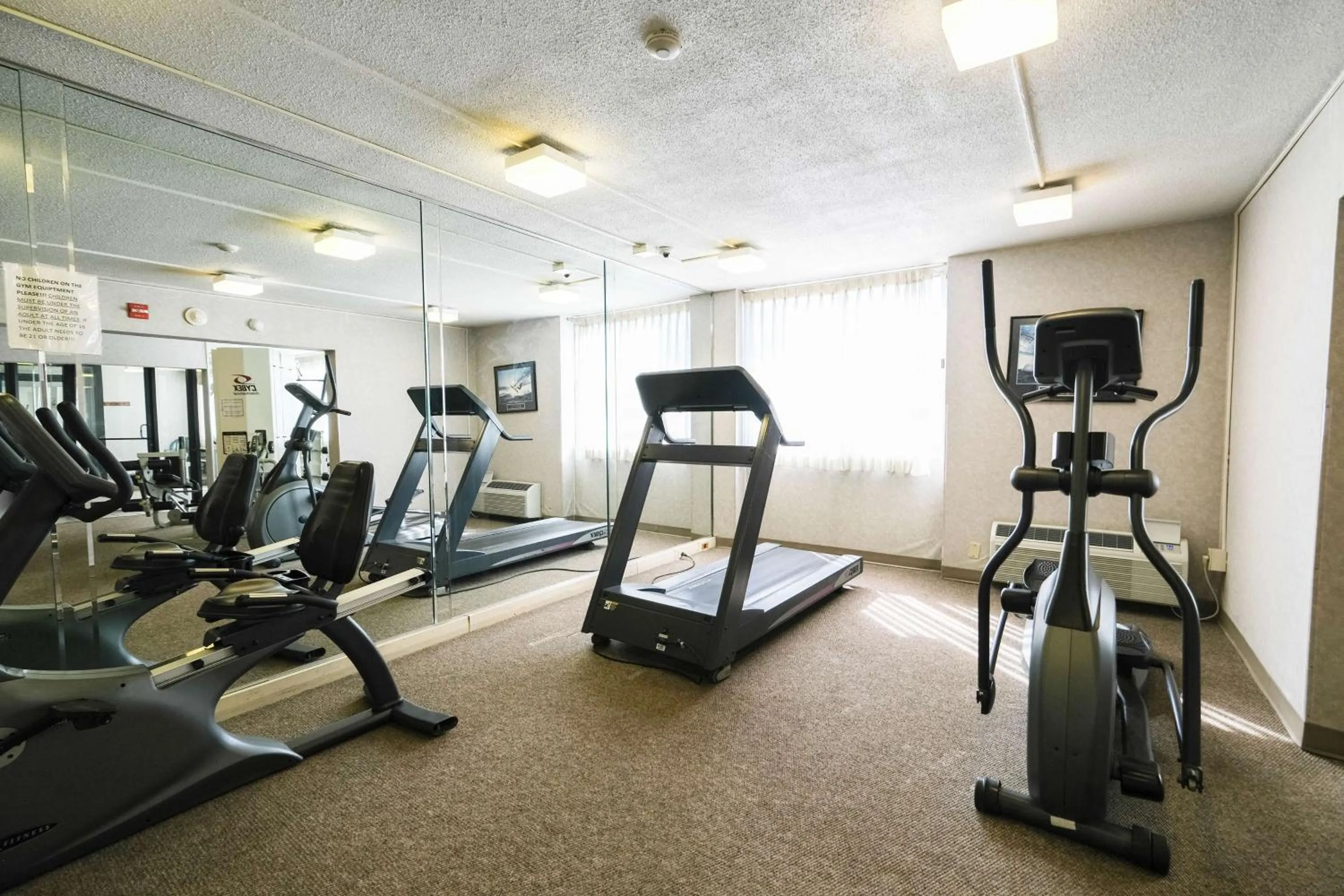 Fitness centre/facilities in Fireside Inn & Suites Portland