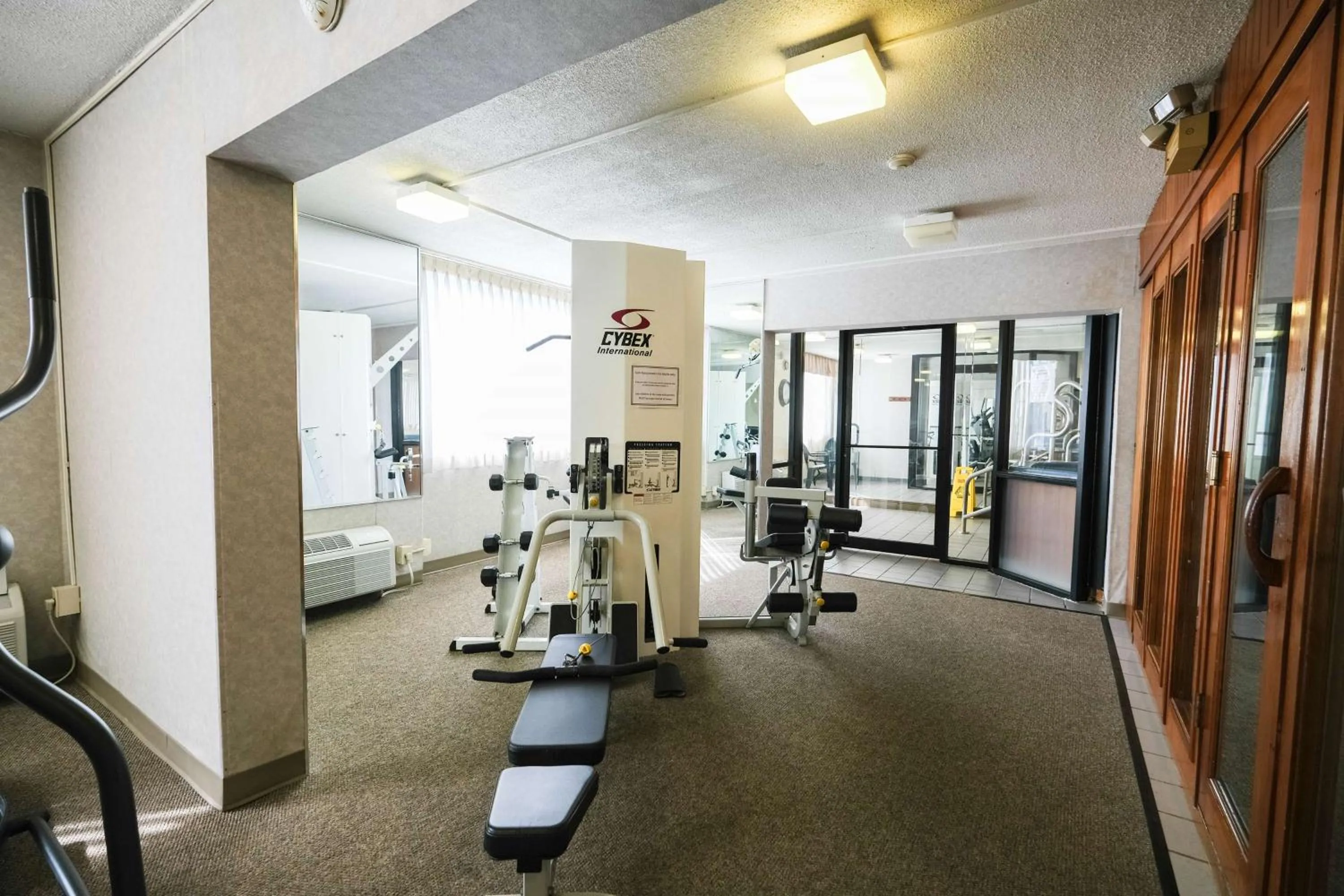 Fitness centre/facilities in Fireside Inn & Suites Portland