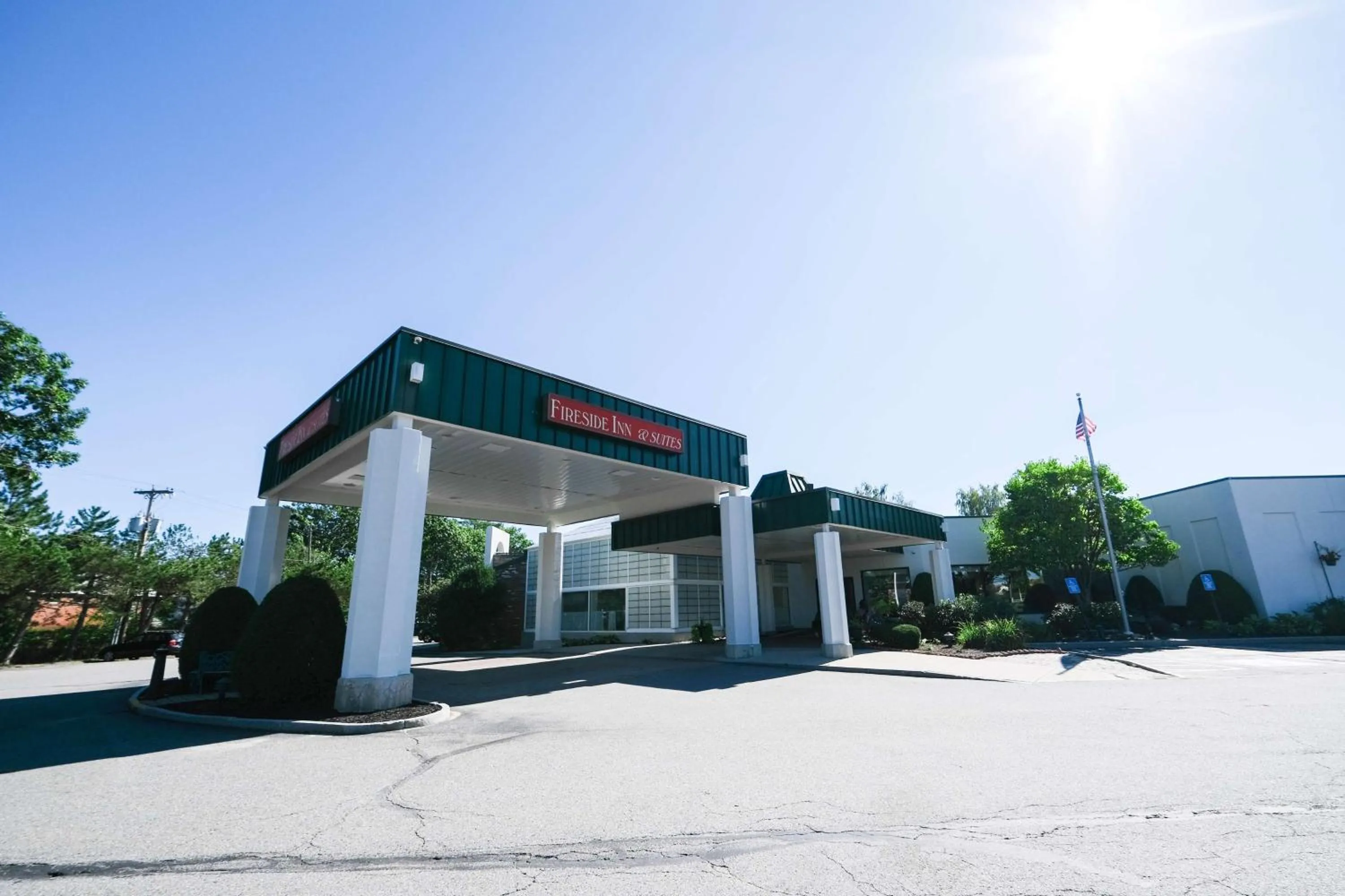 Property building in Fireside Inn & Suites Portland