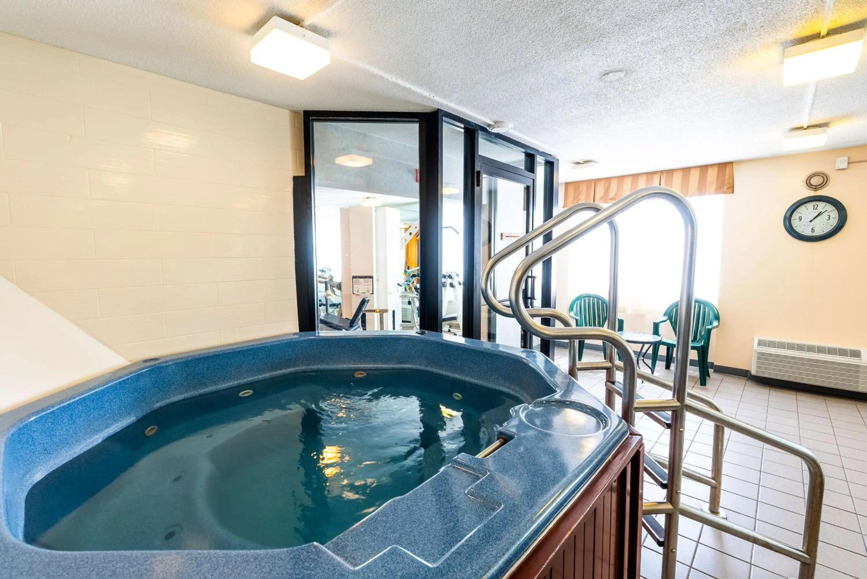 Fitness centre/facilities in Fireside Inn & Suites Portland