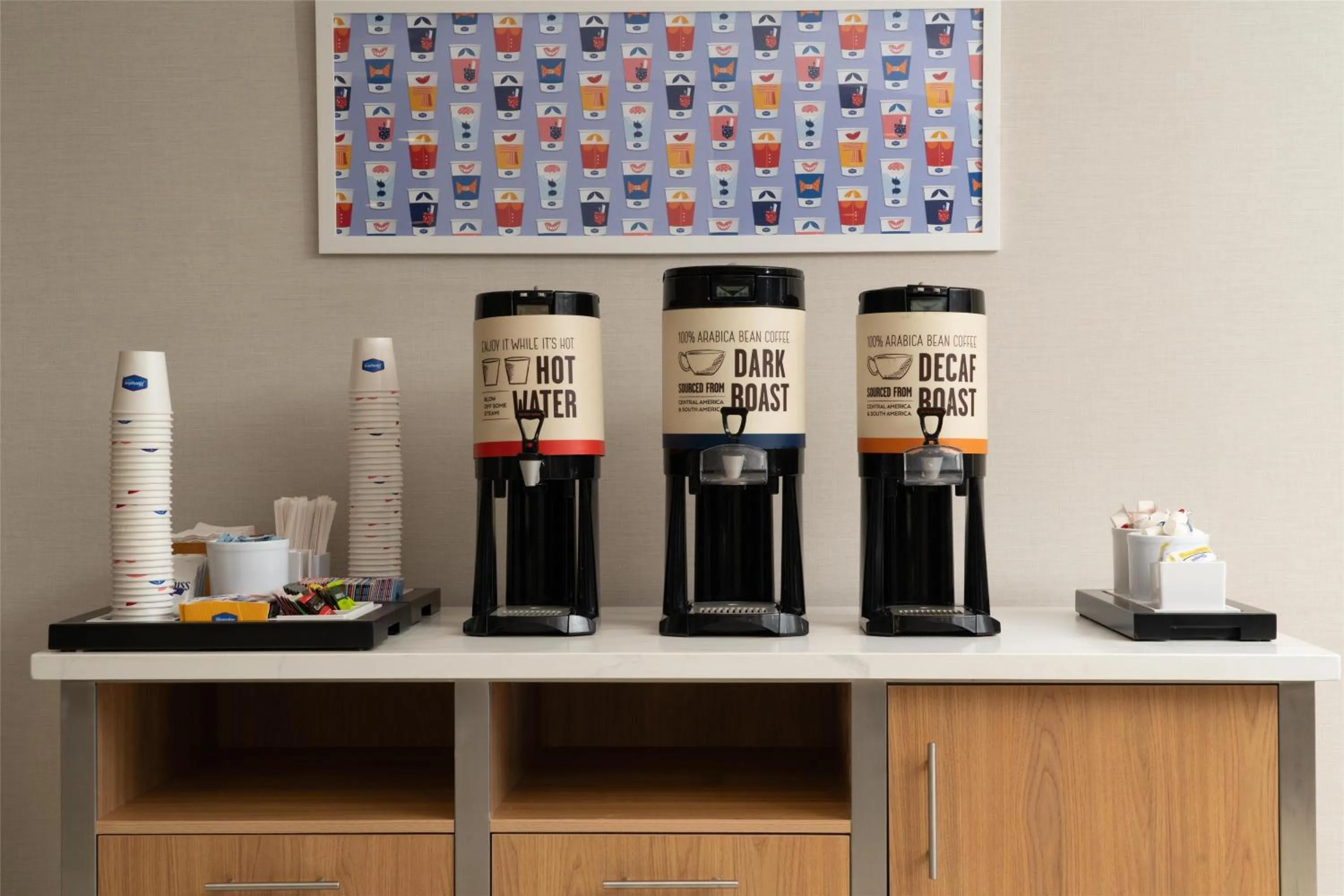 Dining area in Hampton Inn Hopewell Fort Gregg-Adams