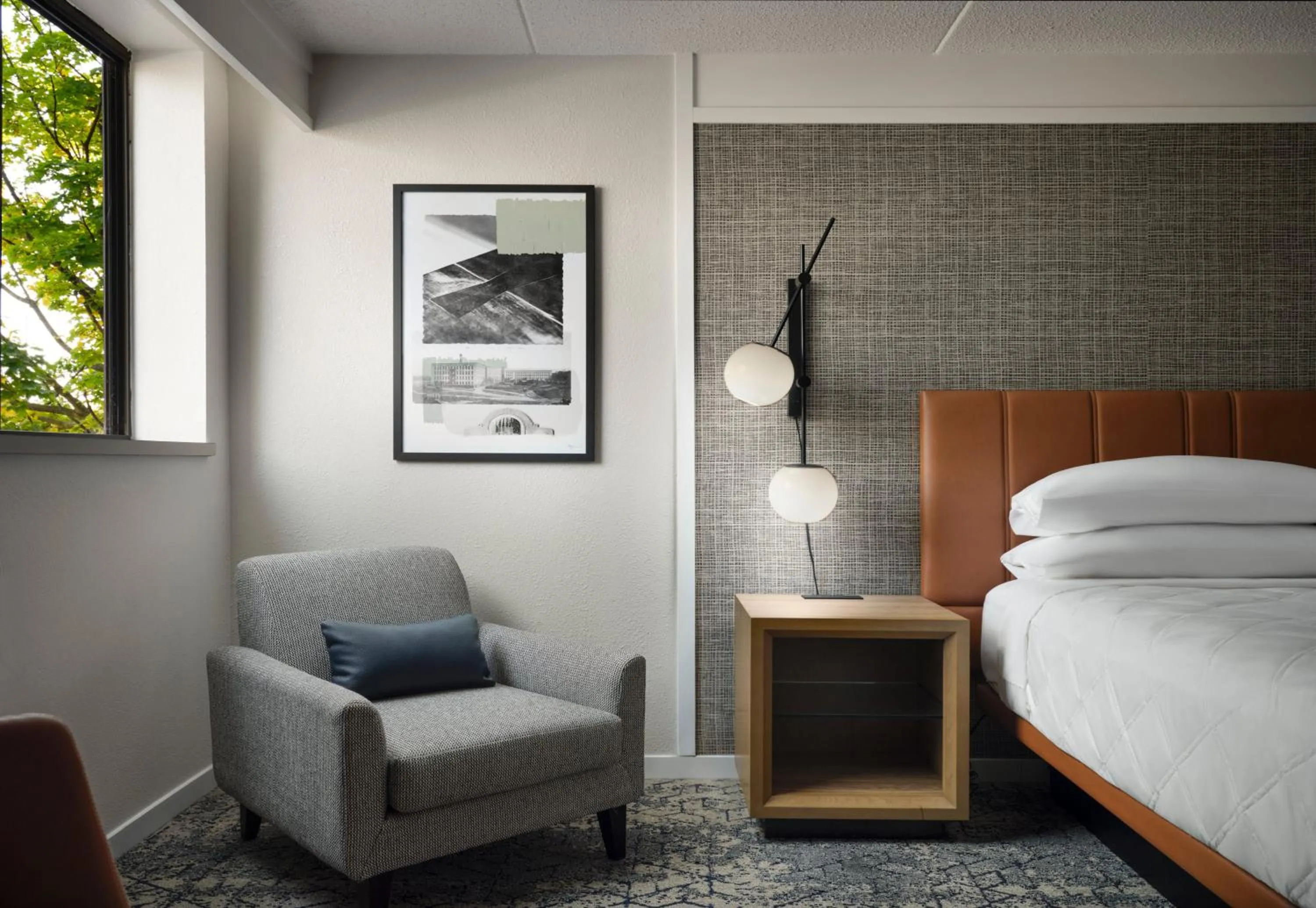 Bedroom, Bed in Sheraton Grand Rapids Airport Hotel