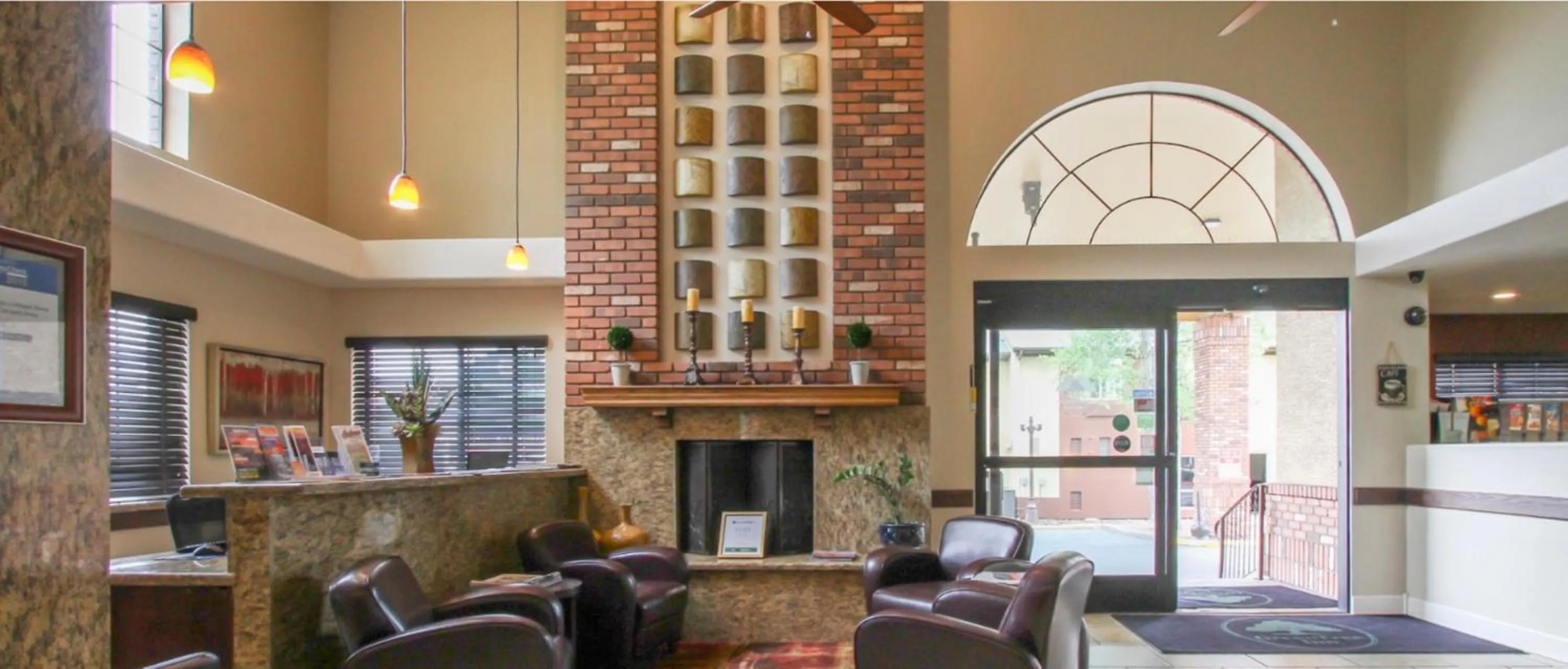 Lobby or reception in GreenTree Inn Flagstaff