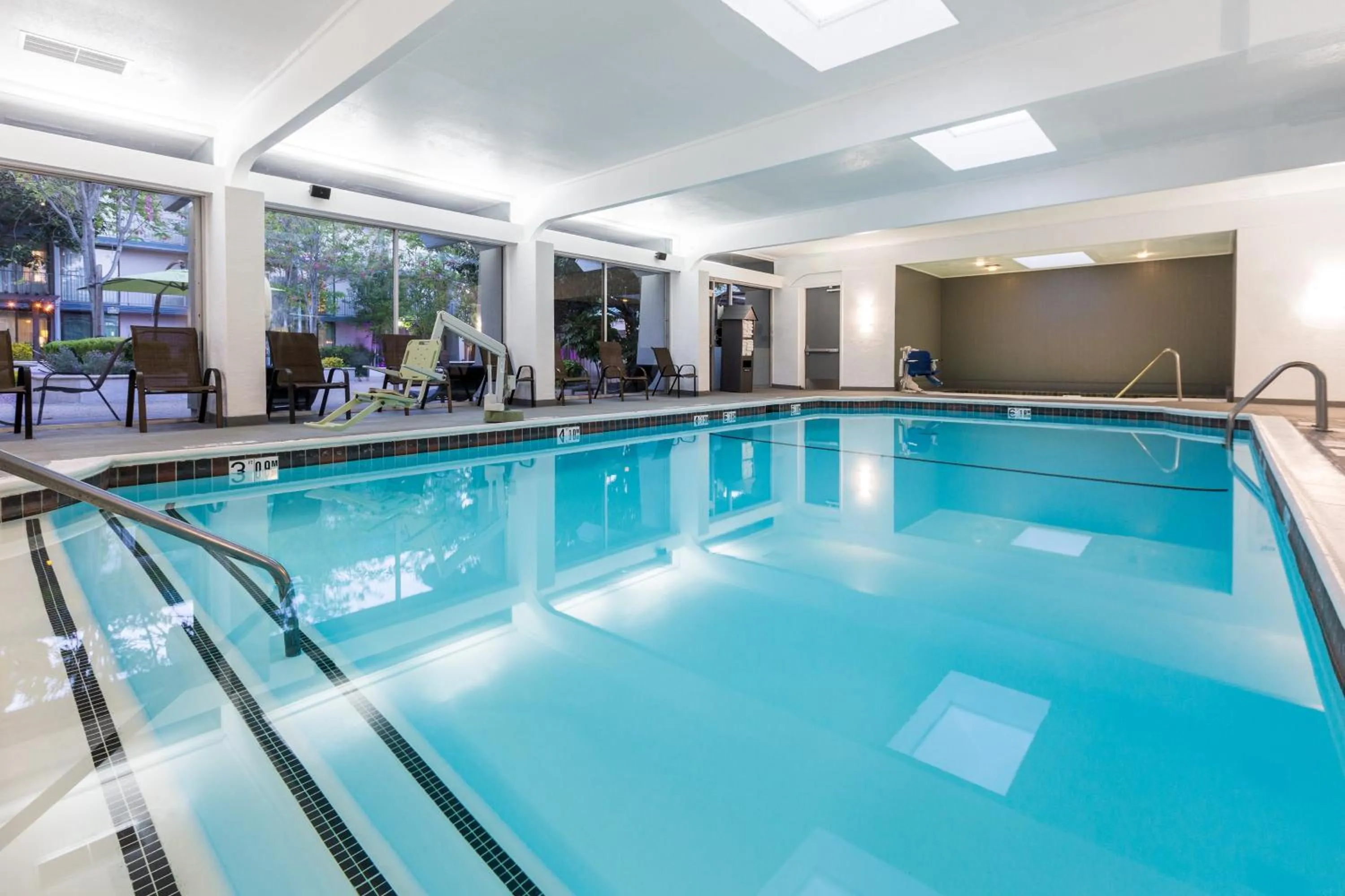 Swimming pool in Holiday Inn Dublin - Pleasanton by IHG