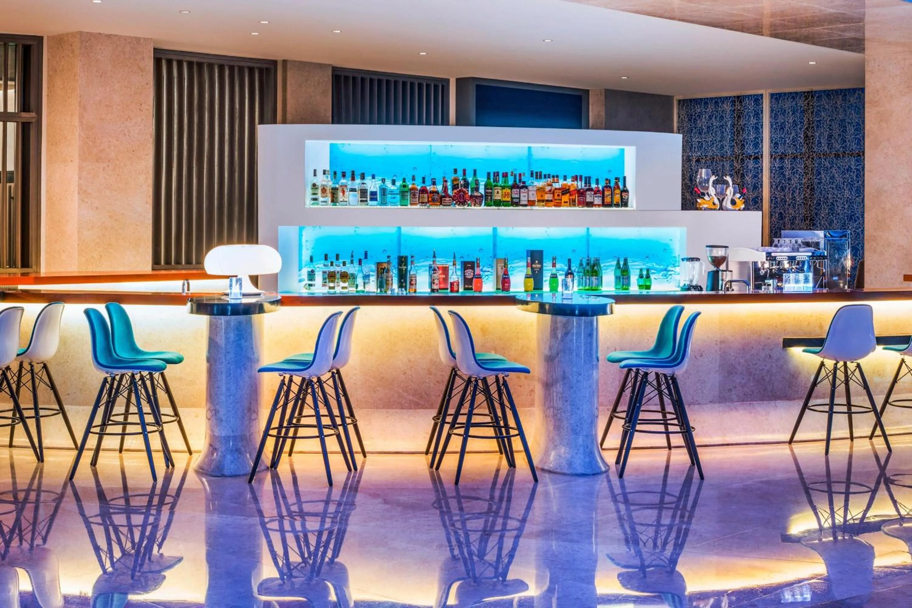 Restaurant/places to eat in Le Meridien Qingdao West Coast