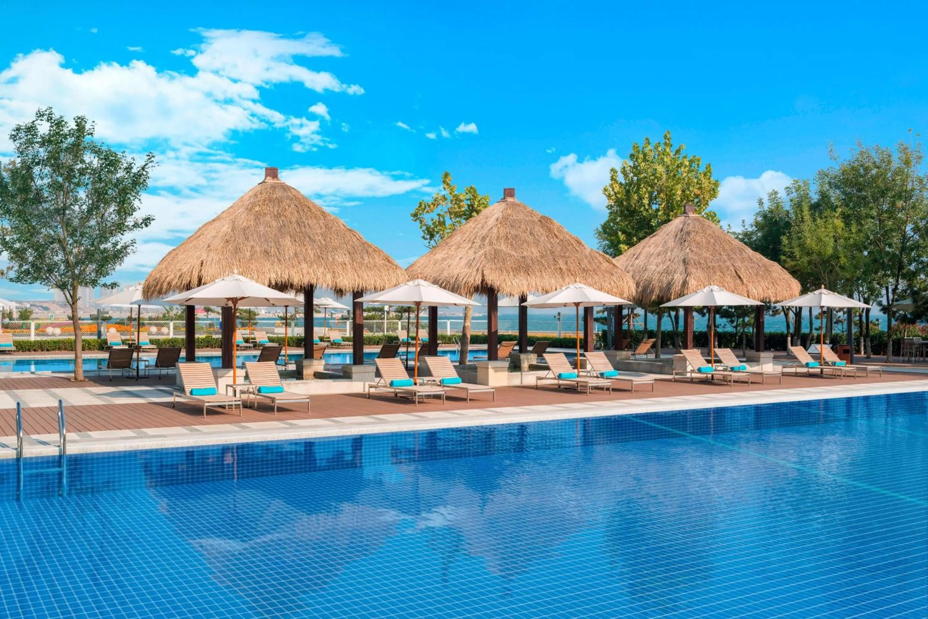 Swimming pool in Le Meridien Qingdao West Coast