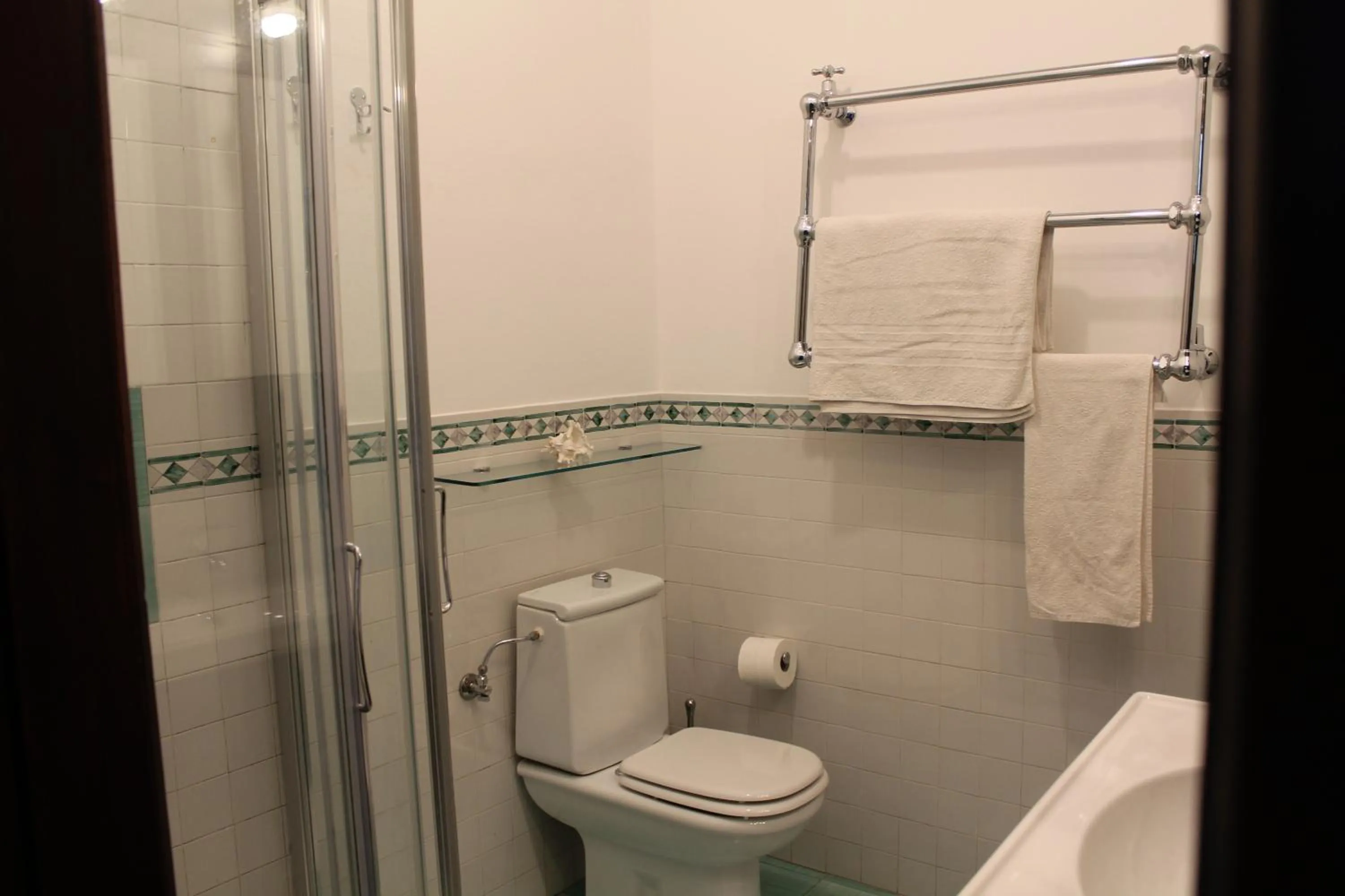 Shower in La Via del Mare