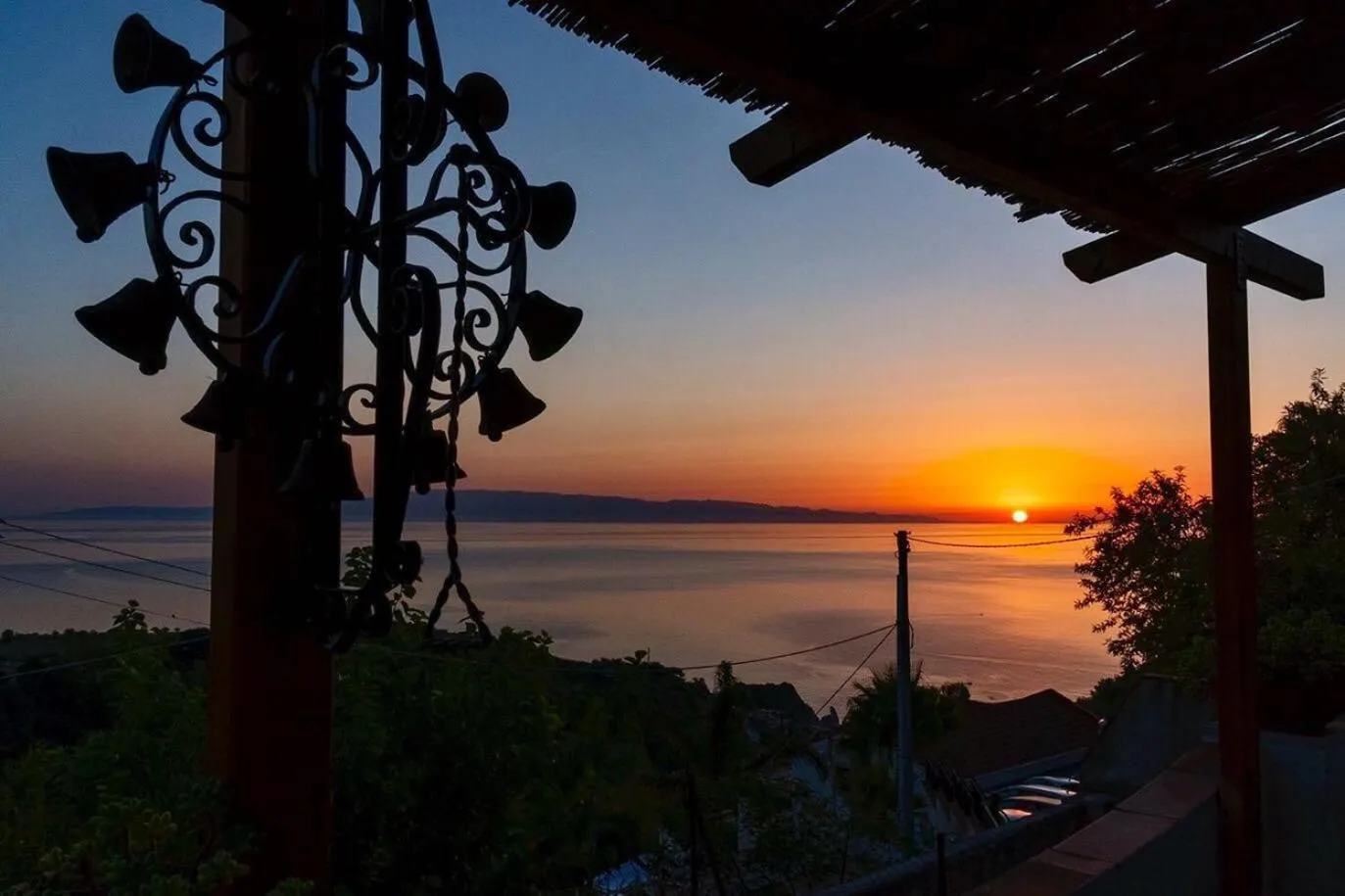 Sunrise in La Via del Mare