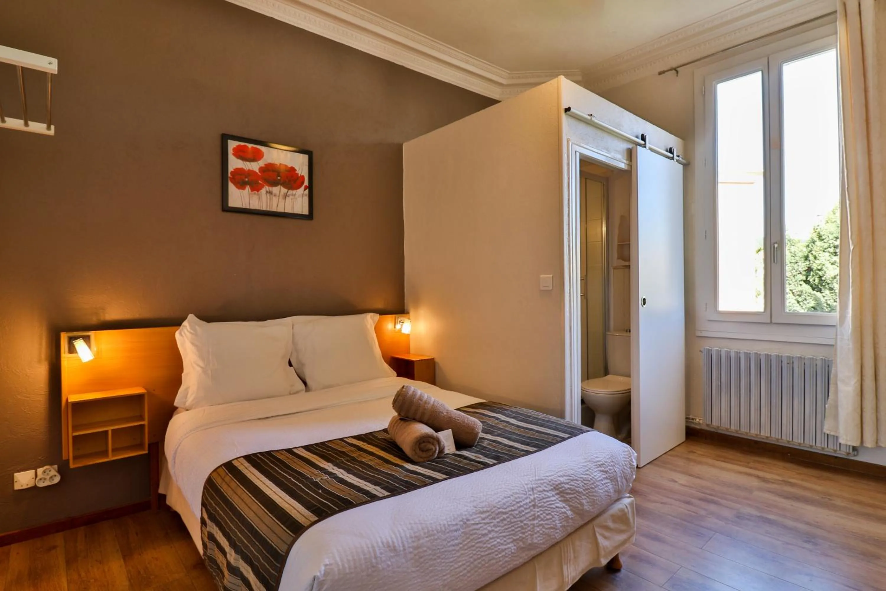 Bed in Hotel La Villa Florida