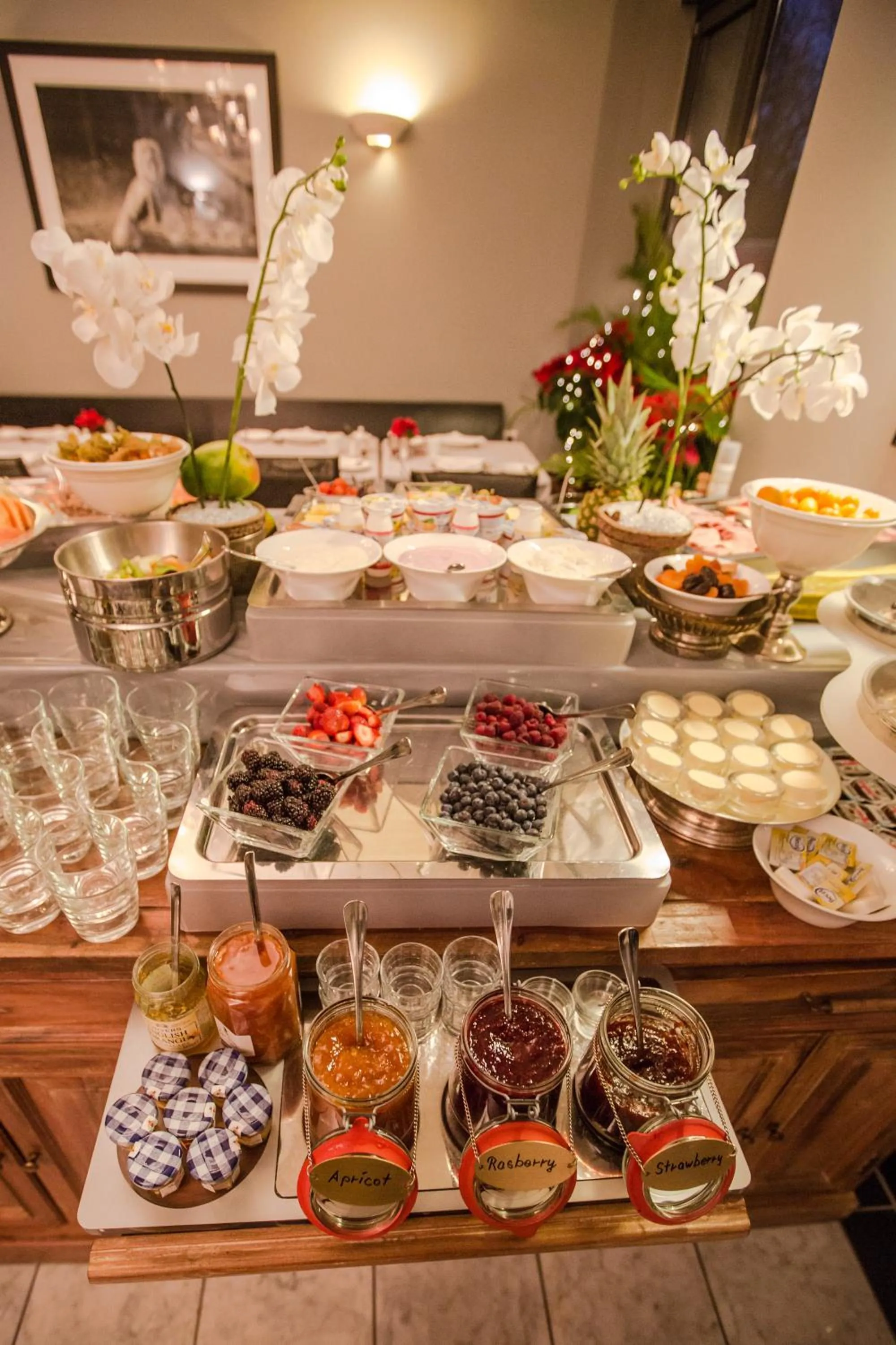 Food and drinks in Das Nikolai Hotel