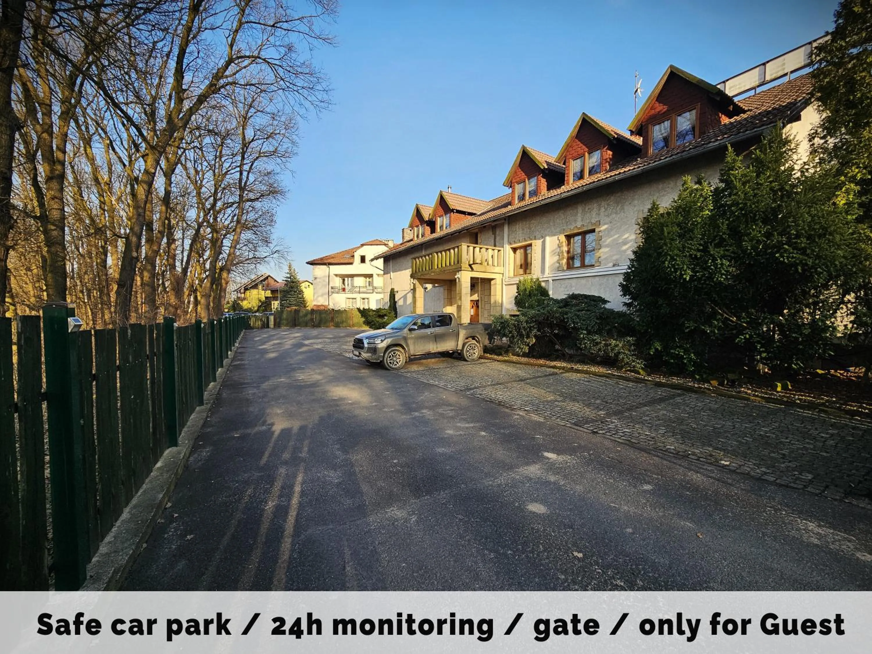 Facade/entrance in Hotel Protea Bolesławiec