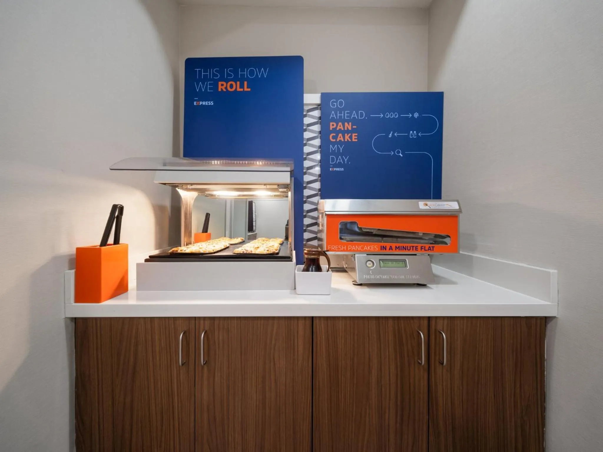 Breakfast in Holiday Inn Express Charlotte West - Gastonia by IHG