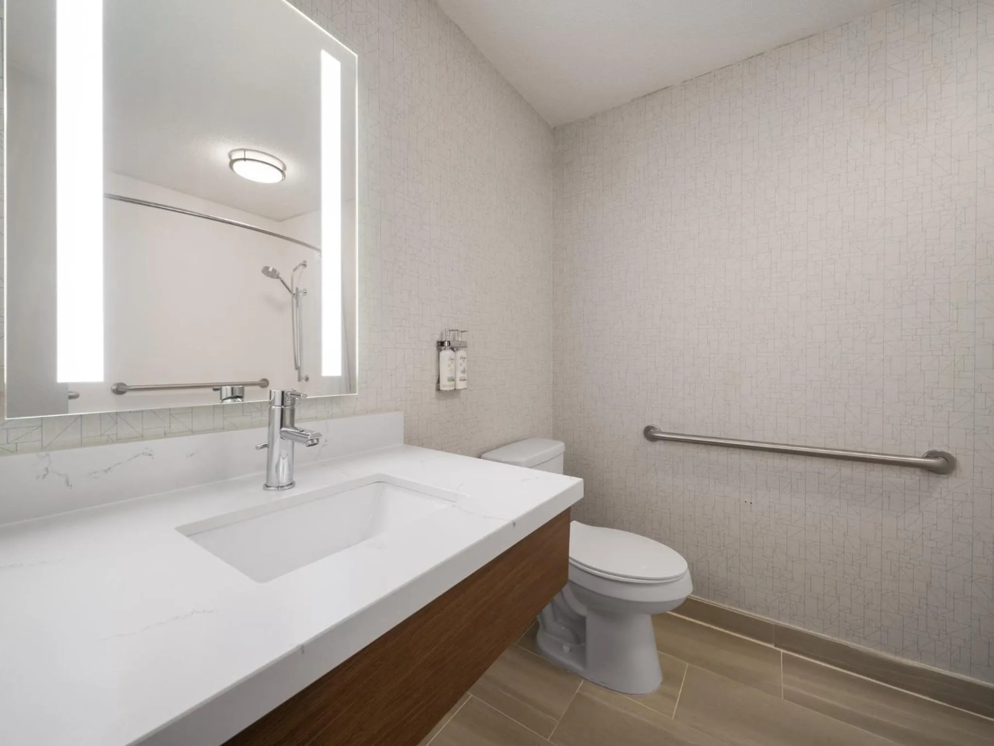 Bathroom in Holiday Inn Express Charlotte West - Gastonia by IHG