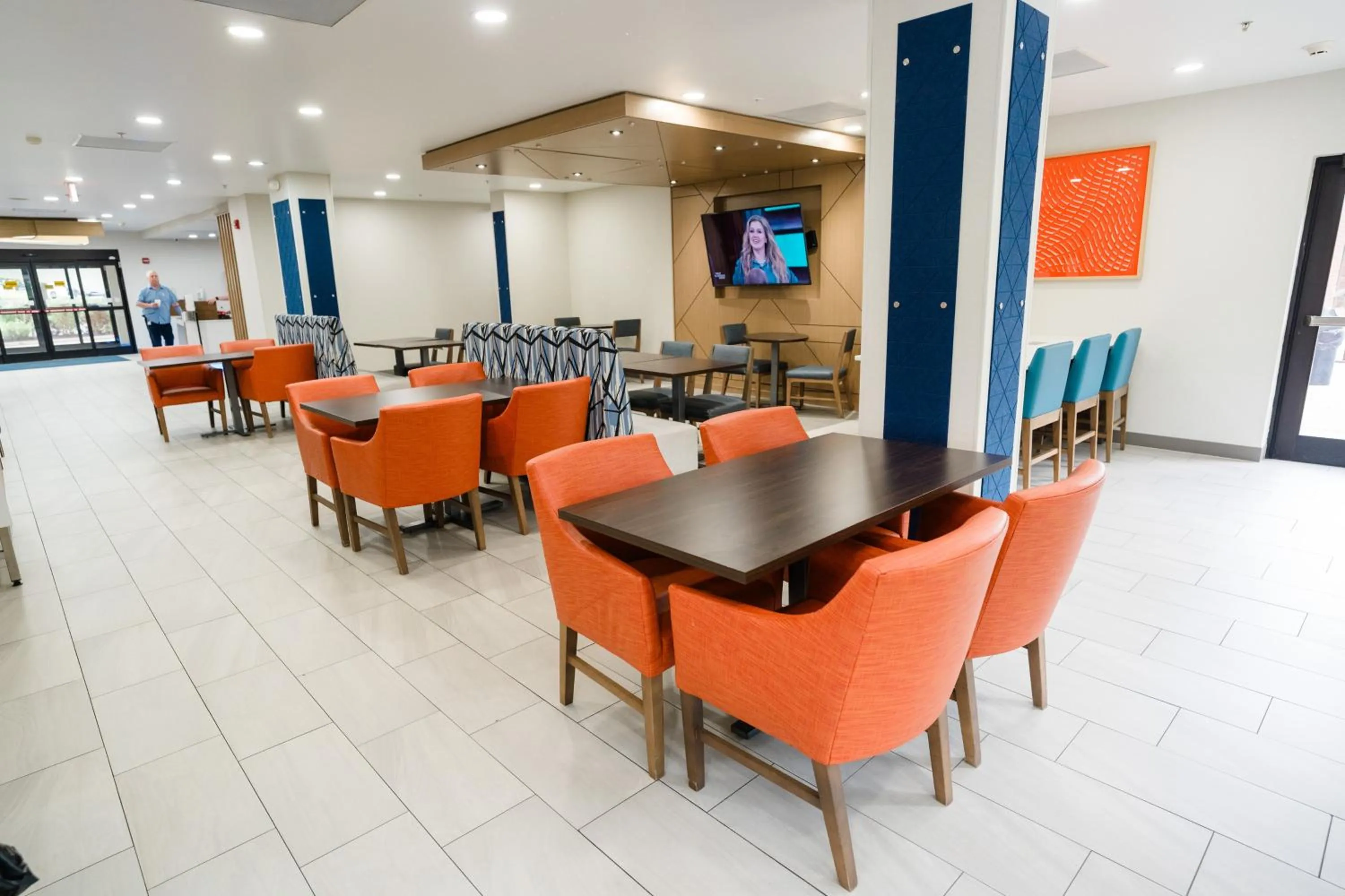 Property building in Holiday Inn Express Hotel & Suites Kodak East-Sevierville by IHG