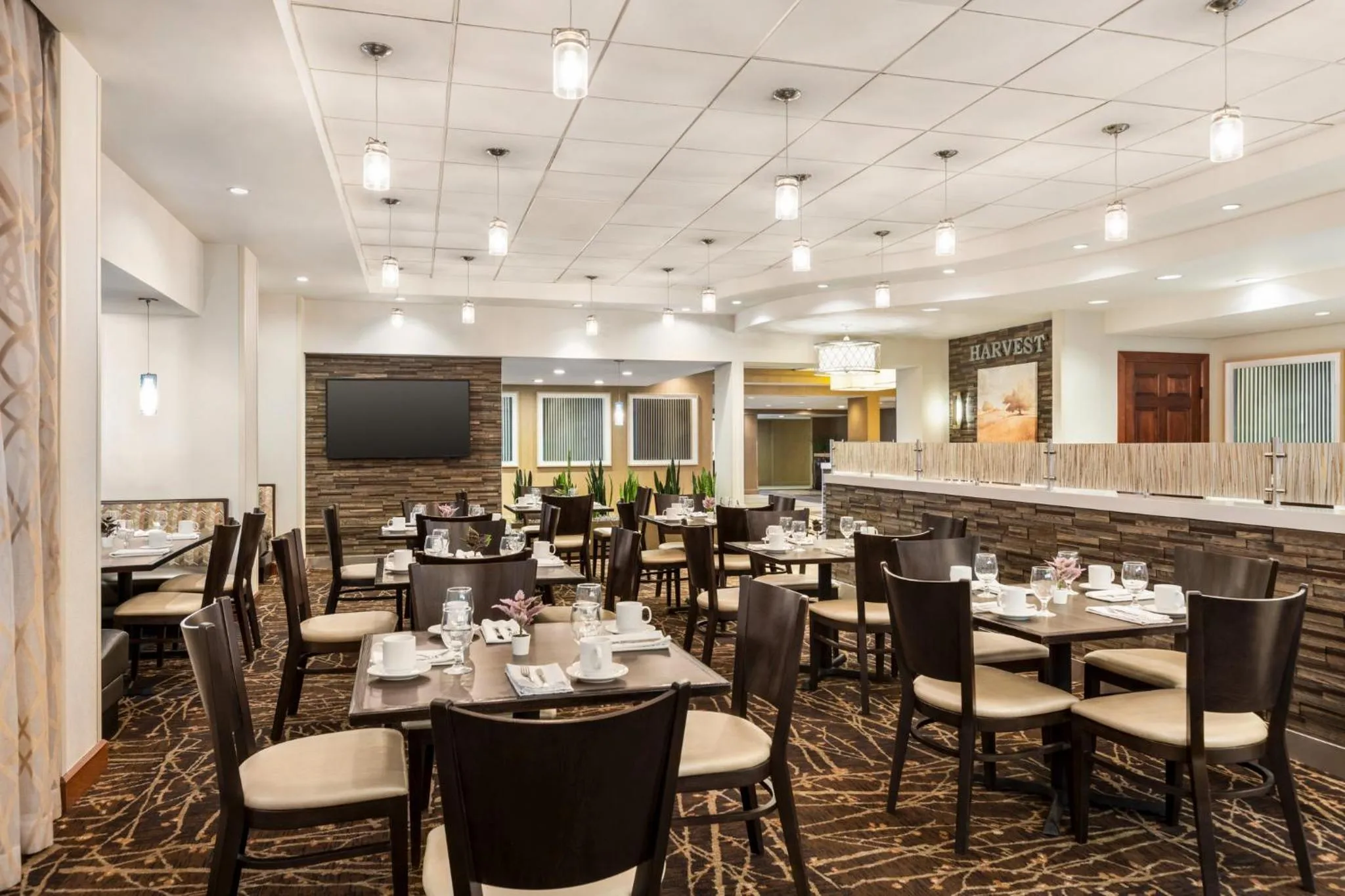 Breakfast in Holiday Inn Gaithersburg by IHG