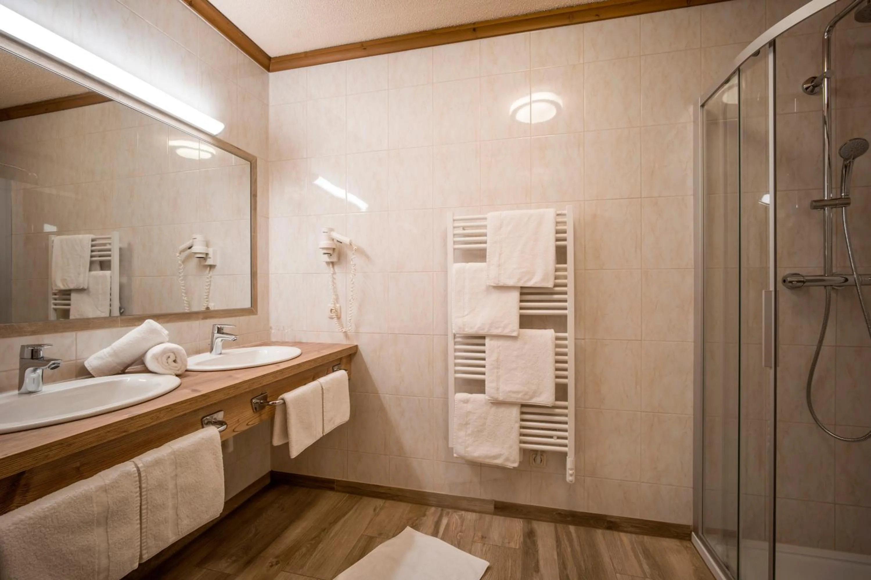 Shower in Hotel Pinzger Tux