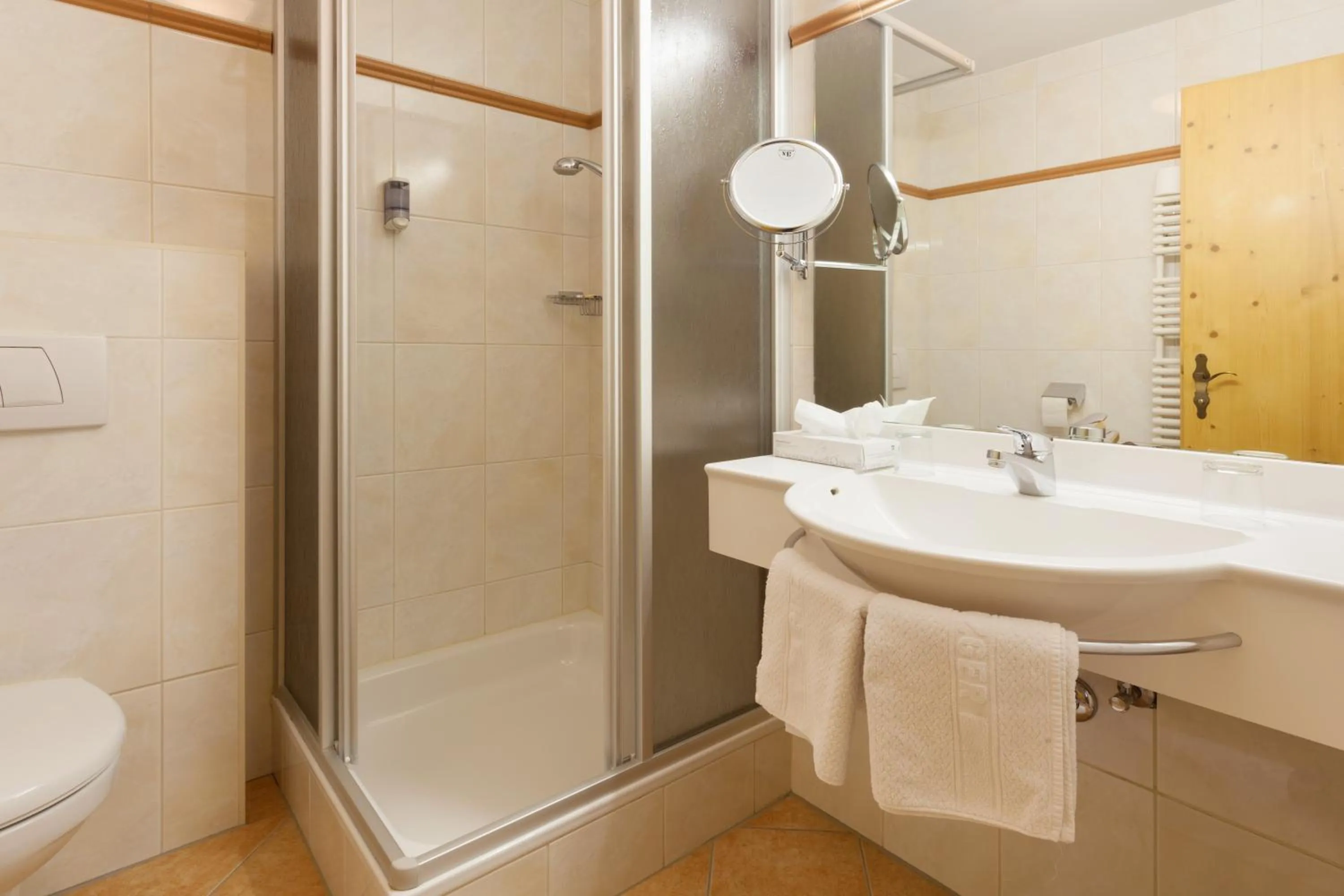 Shower in Hotel Pinzger Tux