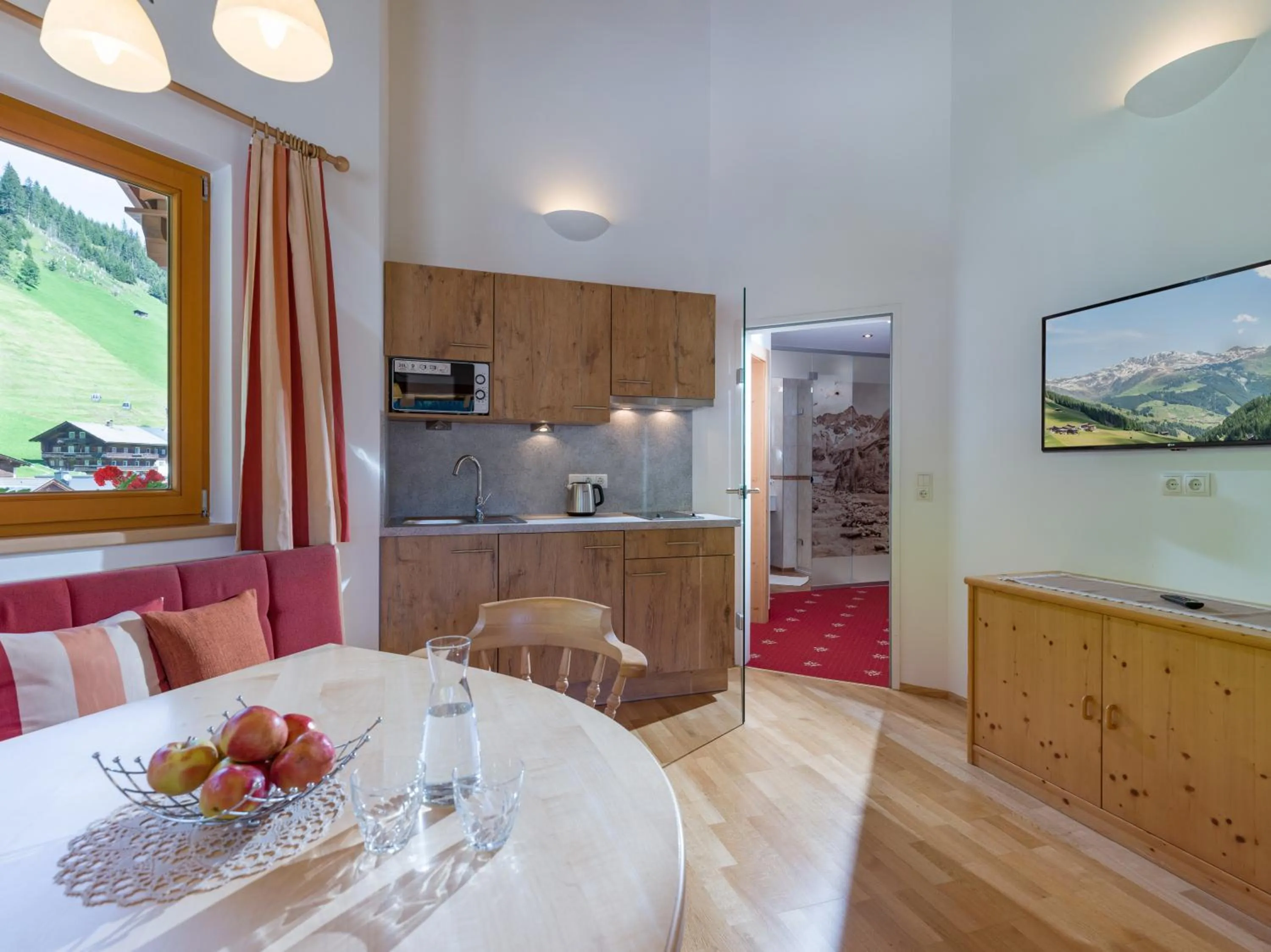 TV and multimedia in Hotel Pinzger Tux