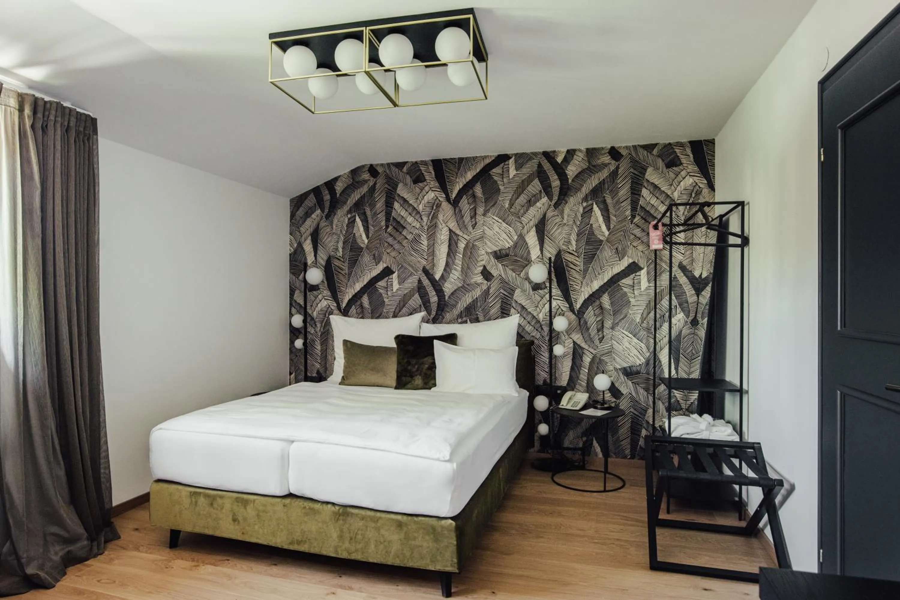 Photo of the whole room, Bed in Hotel-Restaurant Ammerhauser